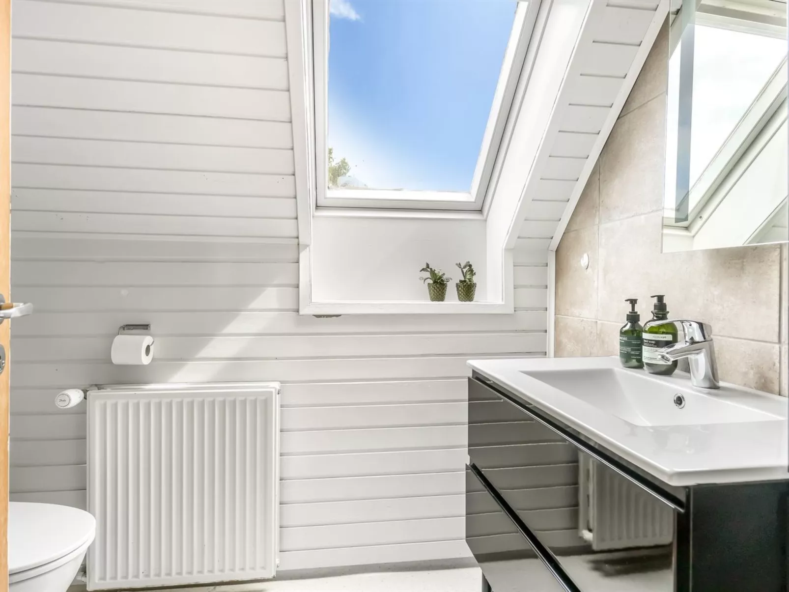 "Edita" - 250m from the sea-Binnen