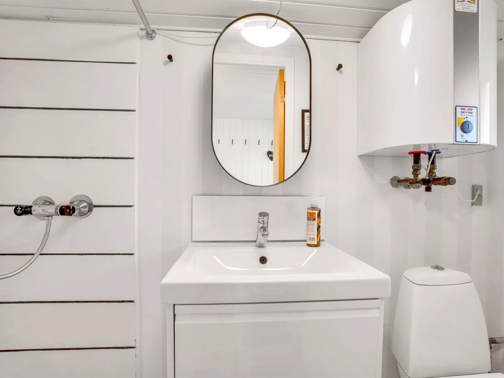 "Akseli" - 800m from the sea-Binnen