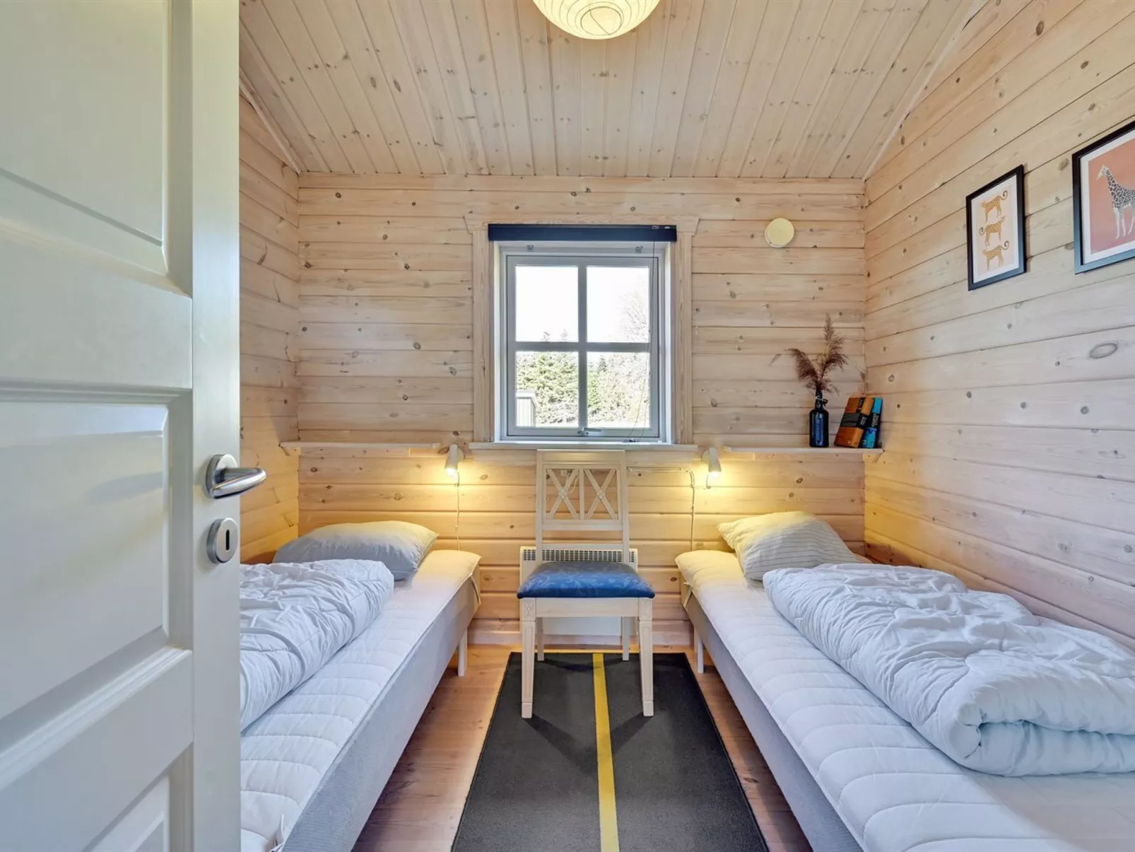 "Anneli" - 600m from the sea-Binnen