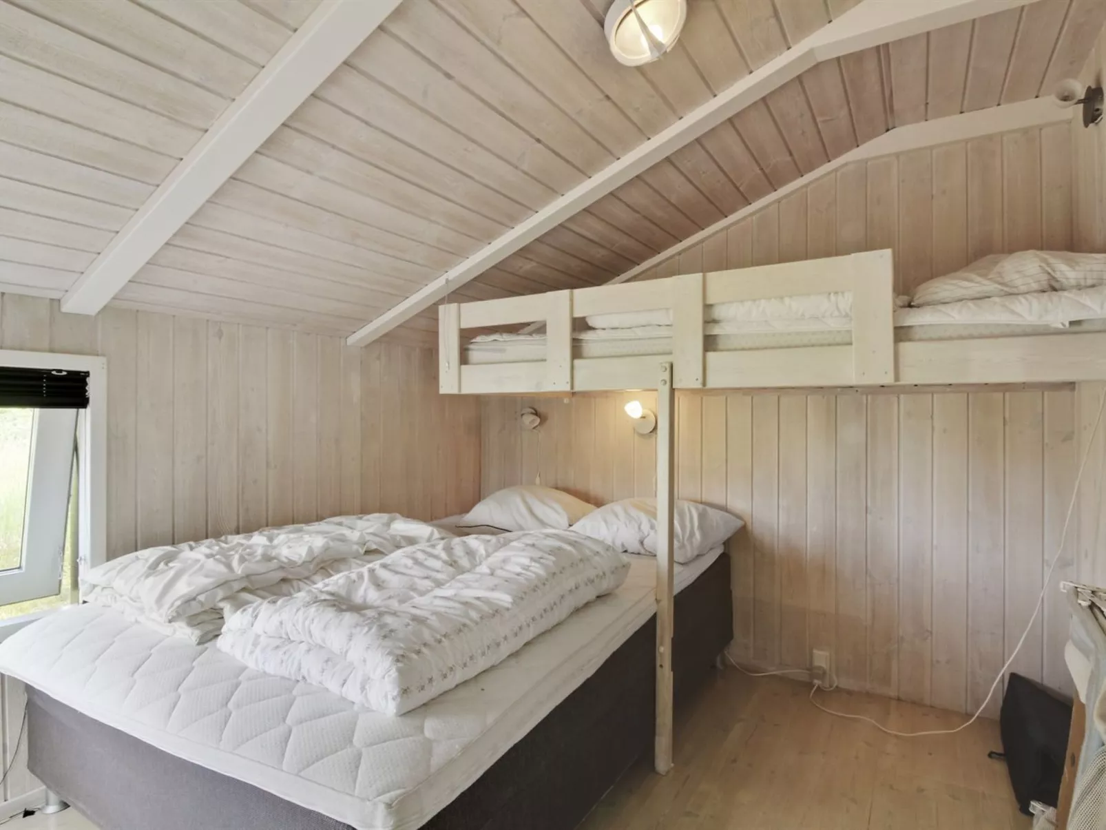 "Ilmo" - 950m from the sea-Binnen