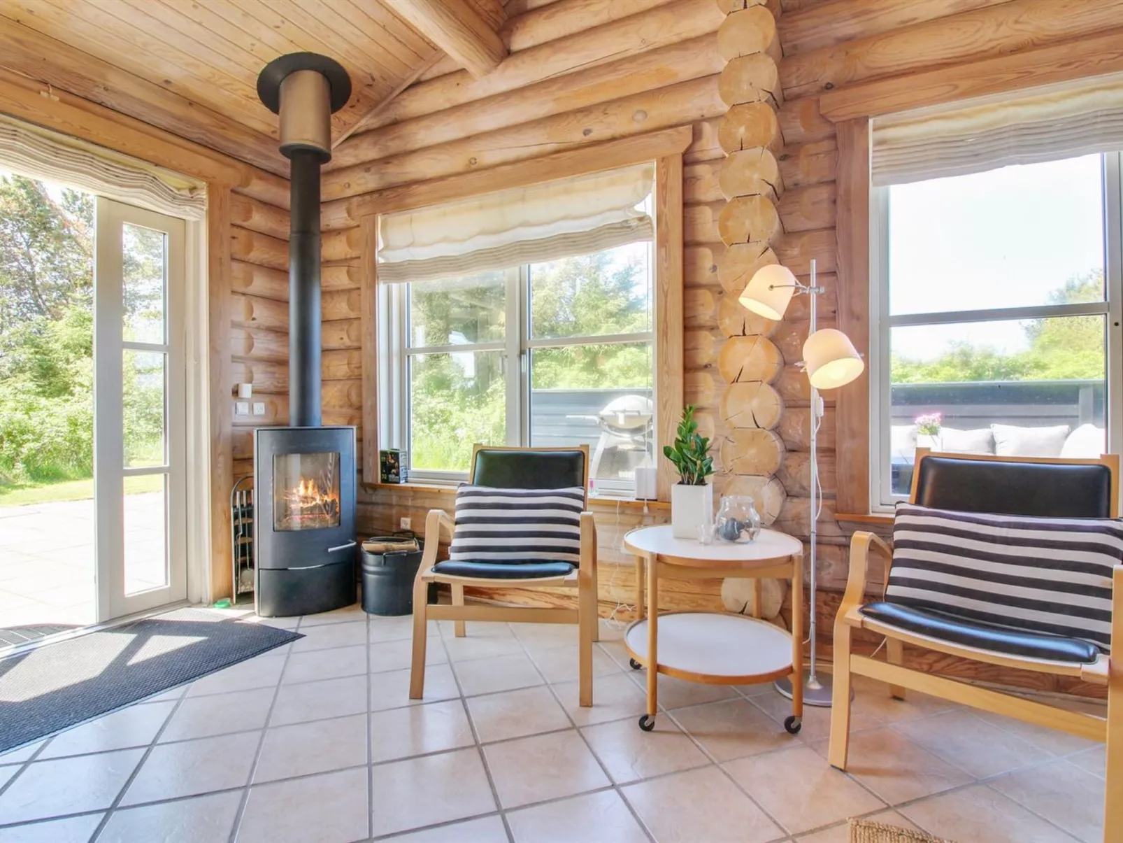 "Salmund" - 600m from the sea-Binnen