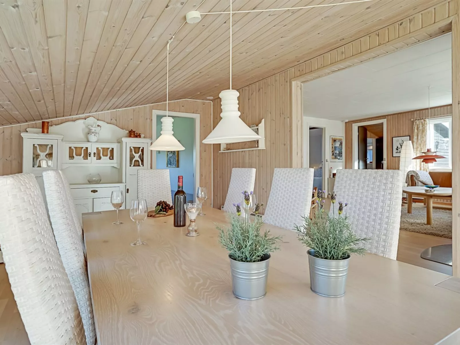 "Afrim" - 694m from the sea-Binnen