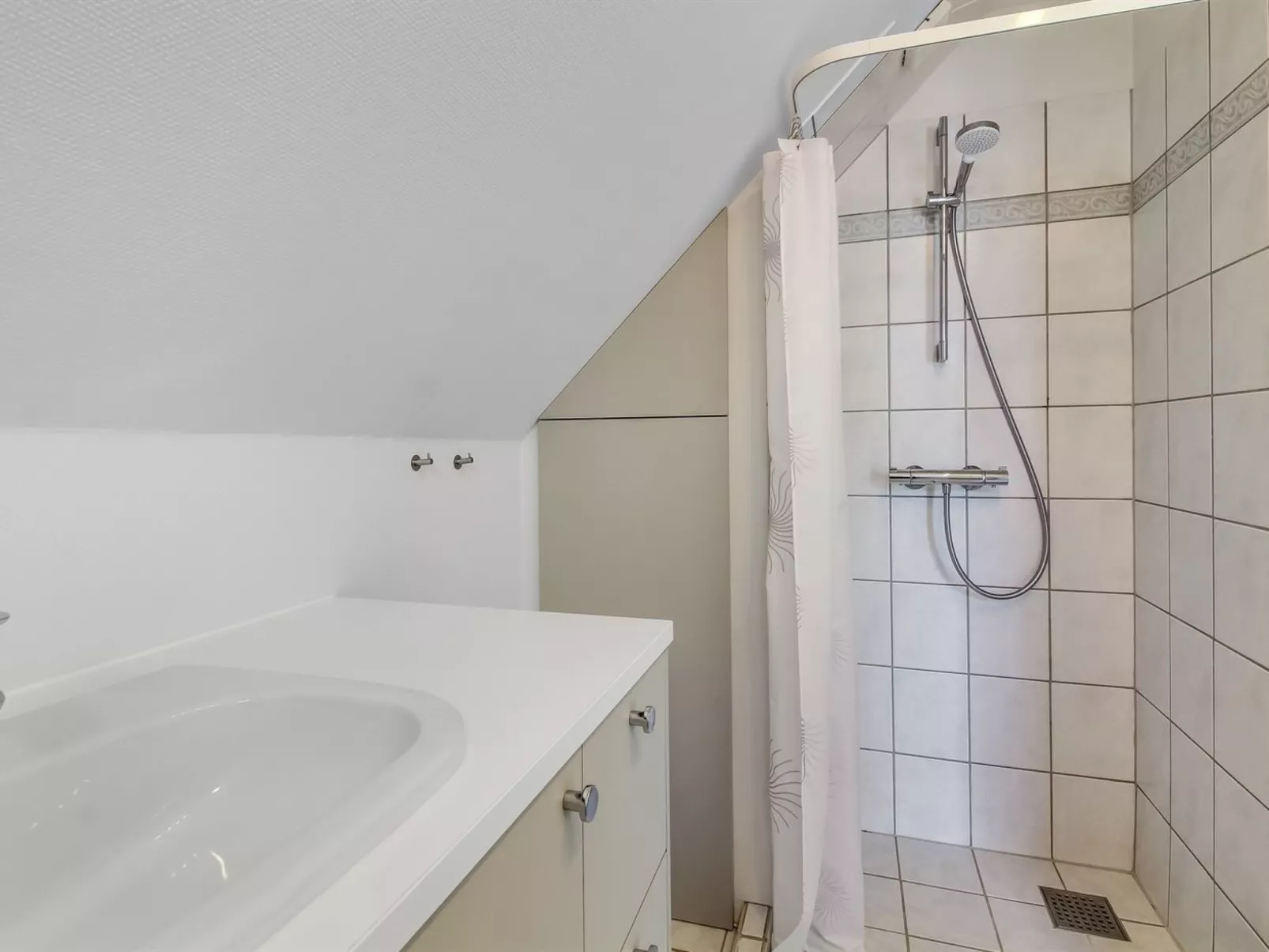 "Poulsen" - 200m from the sea-Binnen