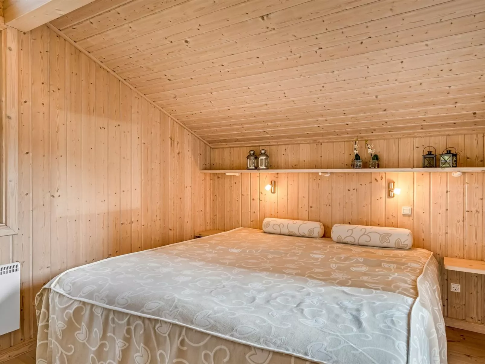 "Terho" - 1km from the sea-Binnen