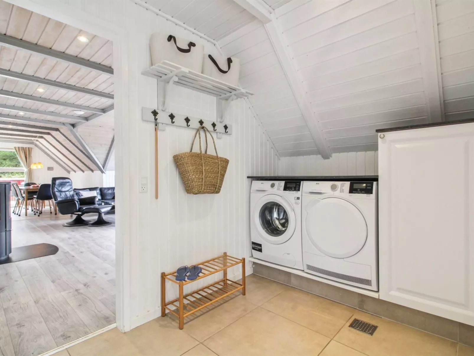 "Dufa" - 3.2km from the sea-Binnen