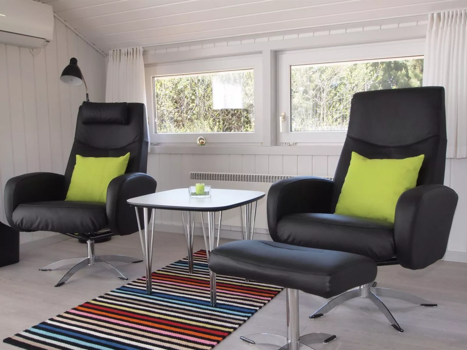 "Emmarenze" - 400m from the sea-Binnen