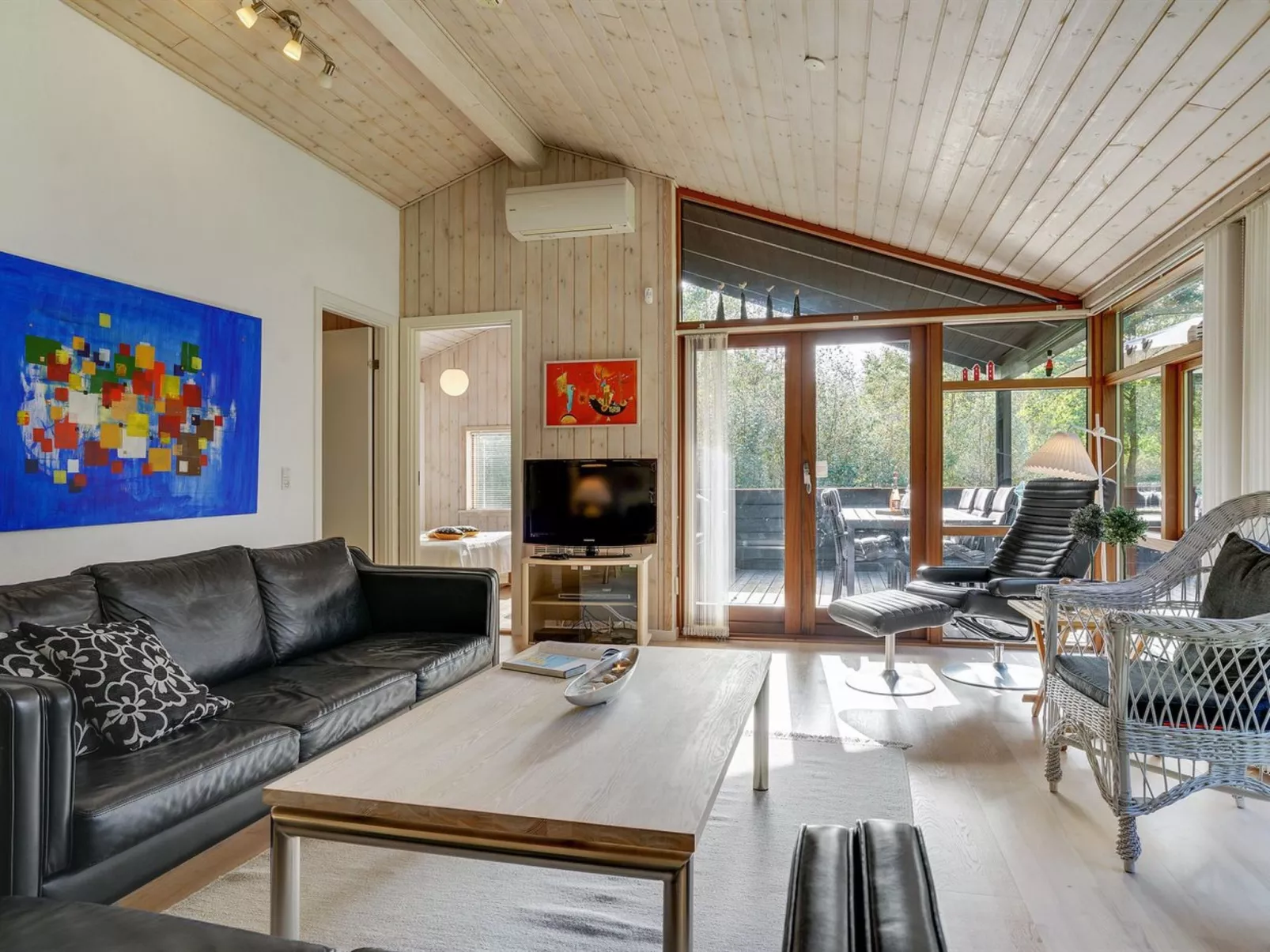 "Mourits" - 1.2km from the sea-Binnen