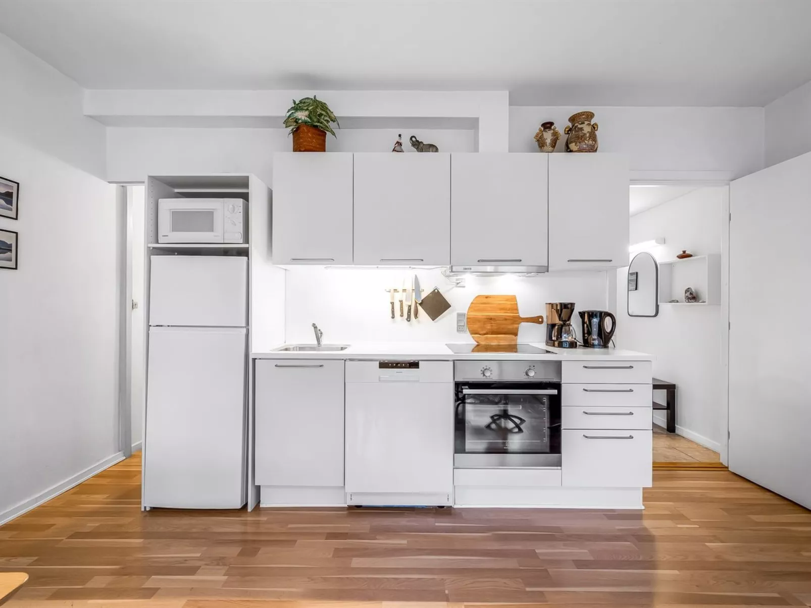 "Anastasia" - 200m from the sea-Binnen