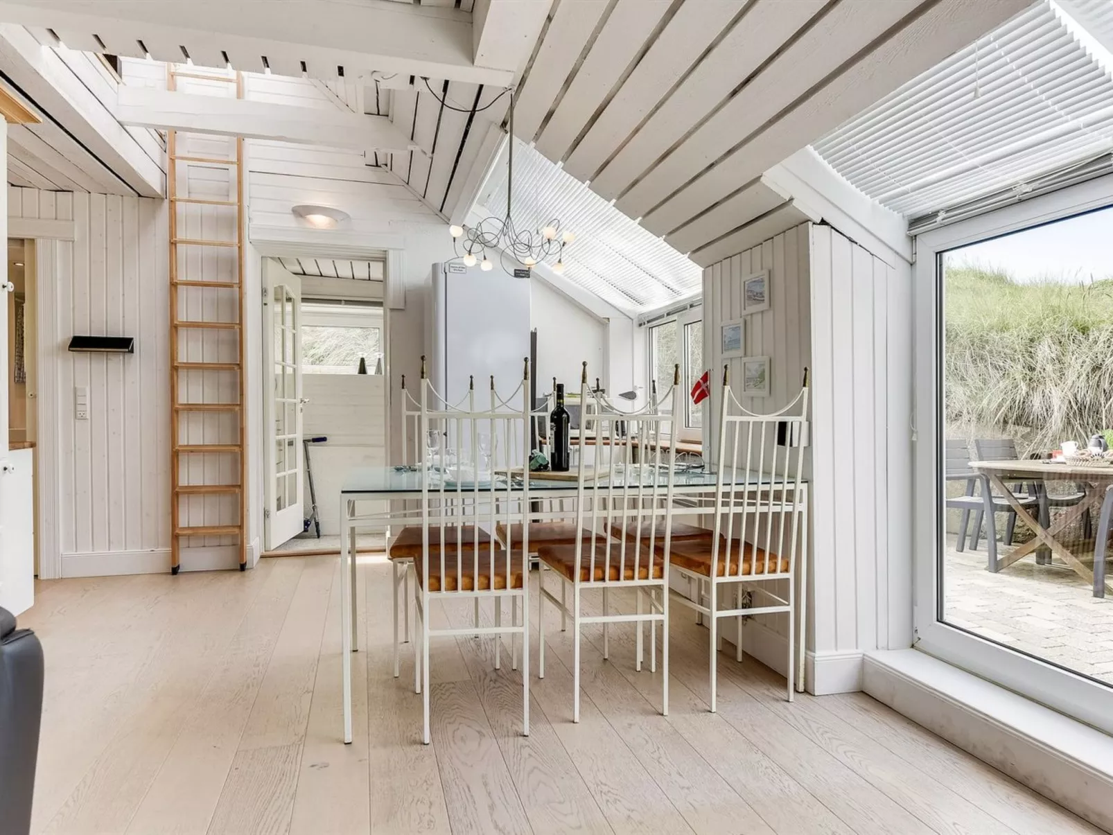 "Grazian" - 50m from the sea-Binnen