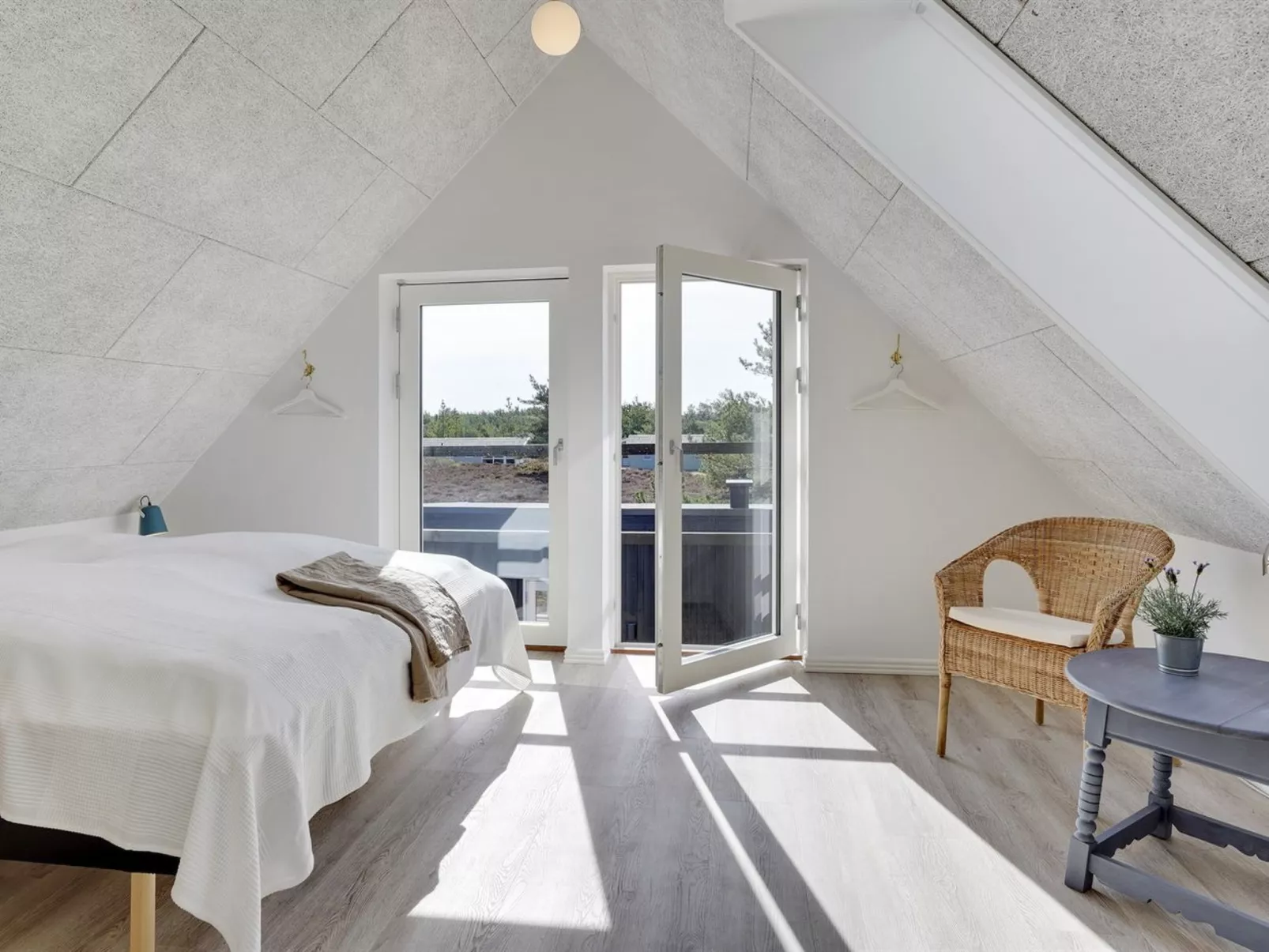 "Alf" - 200m from the sea-Binnen