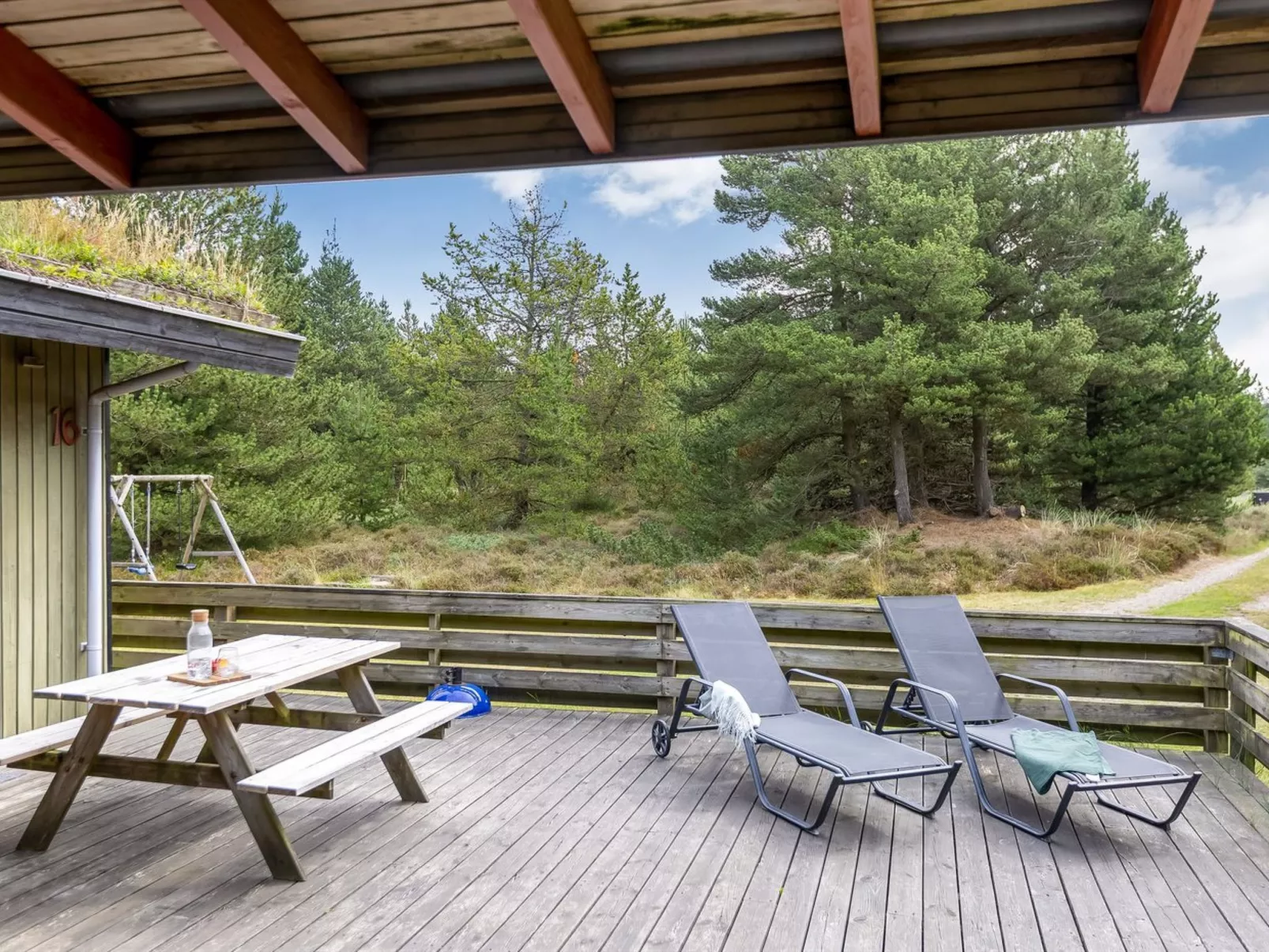 "Falki" - 2.5km from the sea-Buiten