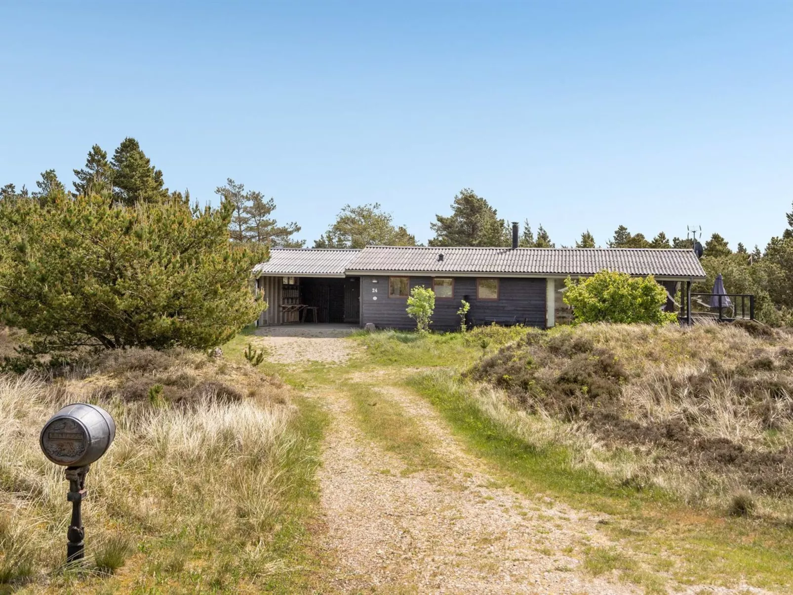 "Arjuna" - 3.8km from the sea-Buiten