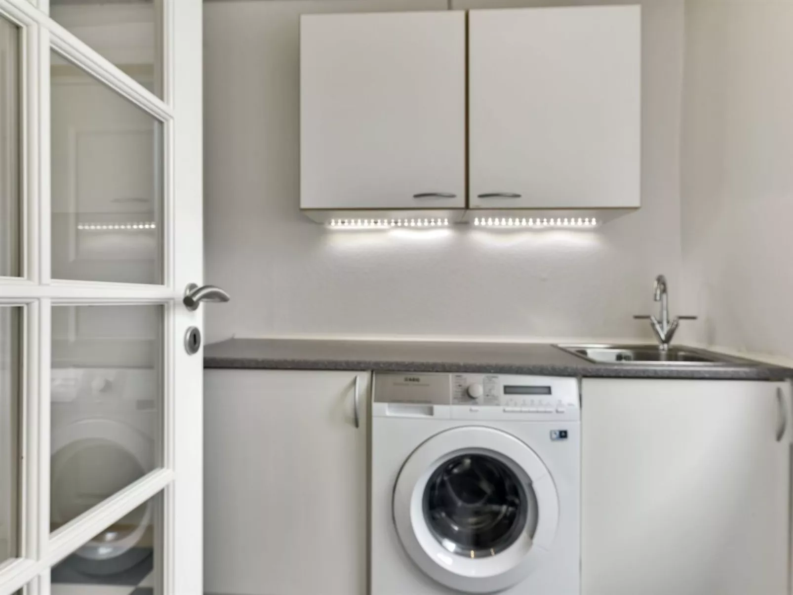 "Locan" - 1.2km from the sea-Binnen