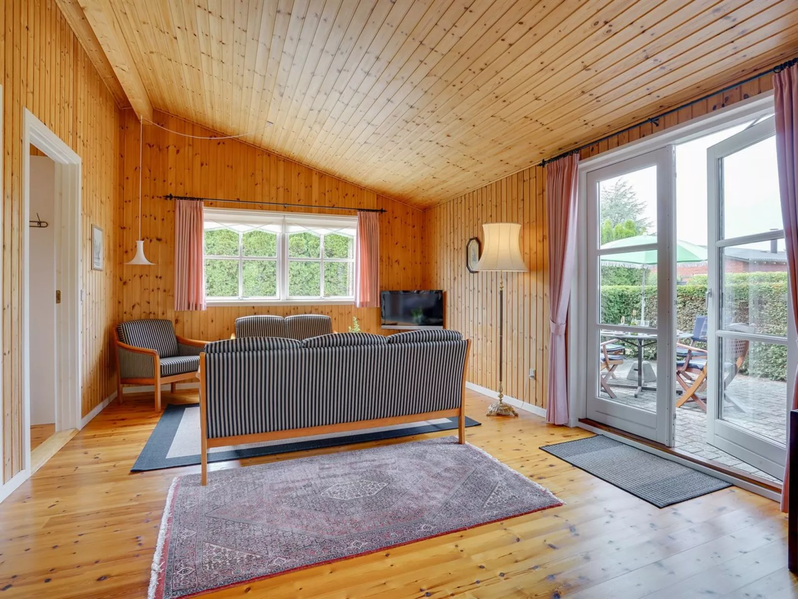 "Siem" - 650m from the sea-Binnen