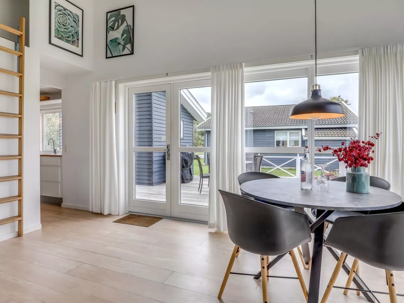 "Helemine" - 2.8km from the sea-Binnen