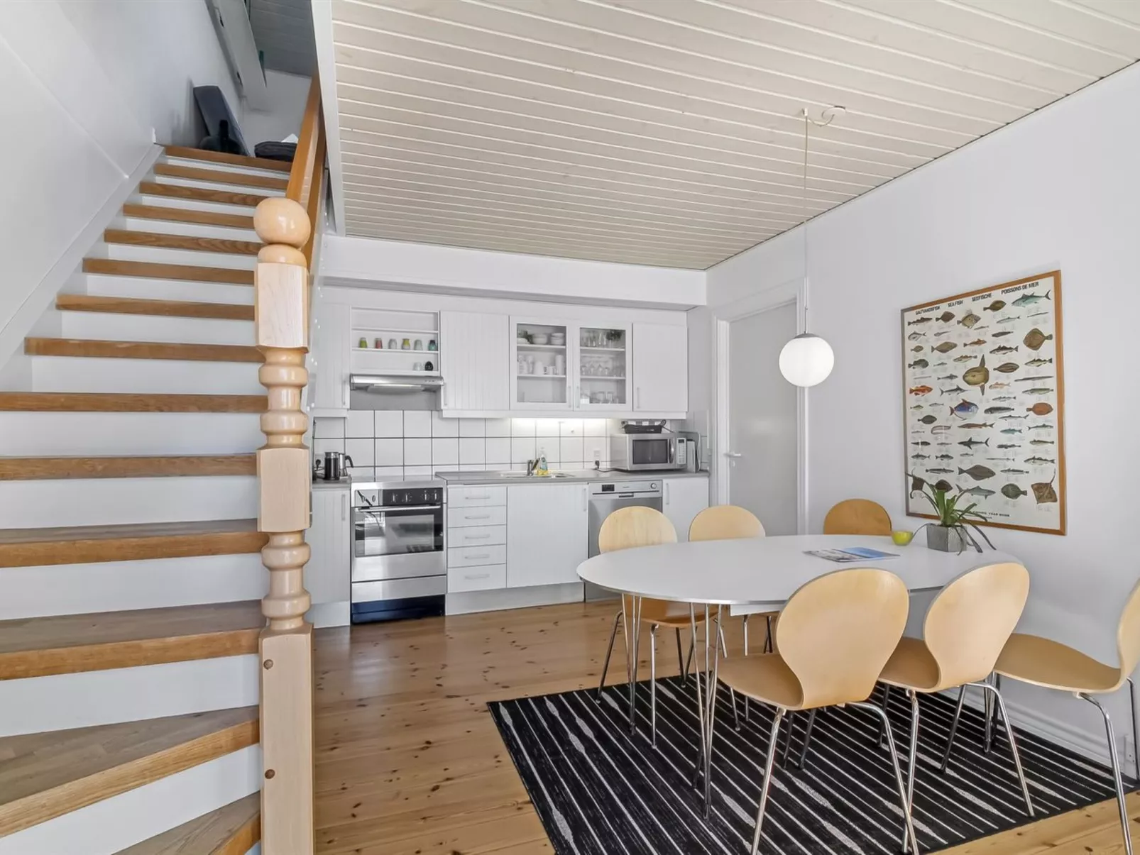 "Britta" - 100m from the sea-Binnen