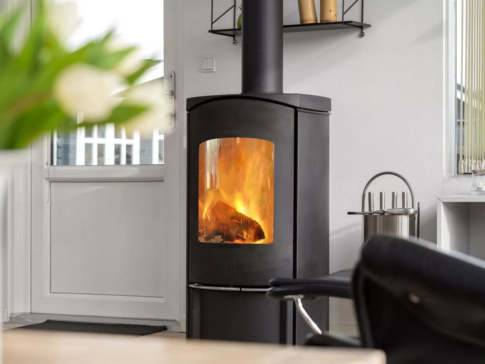 "Kuno" - 300m from the sea-Binnen