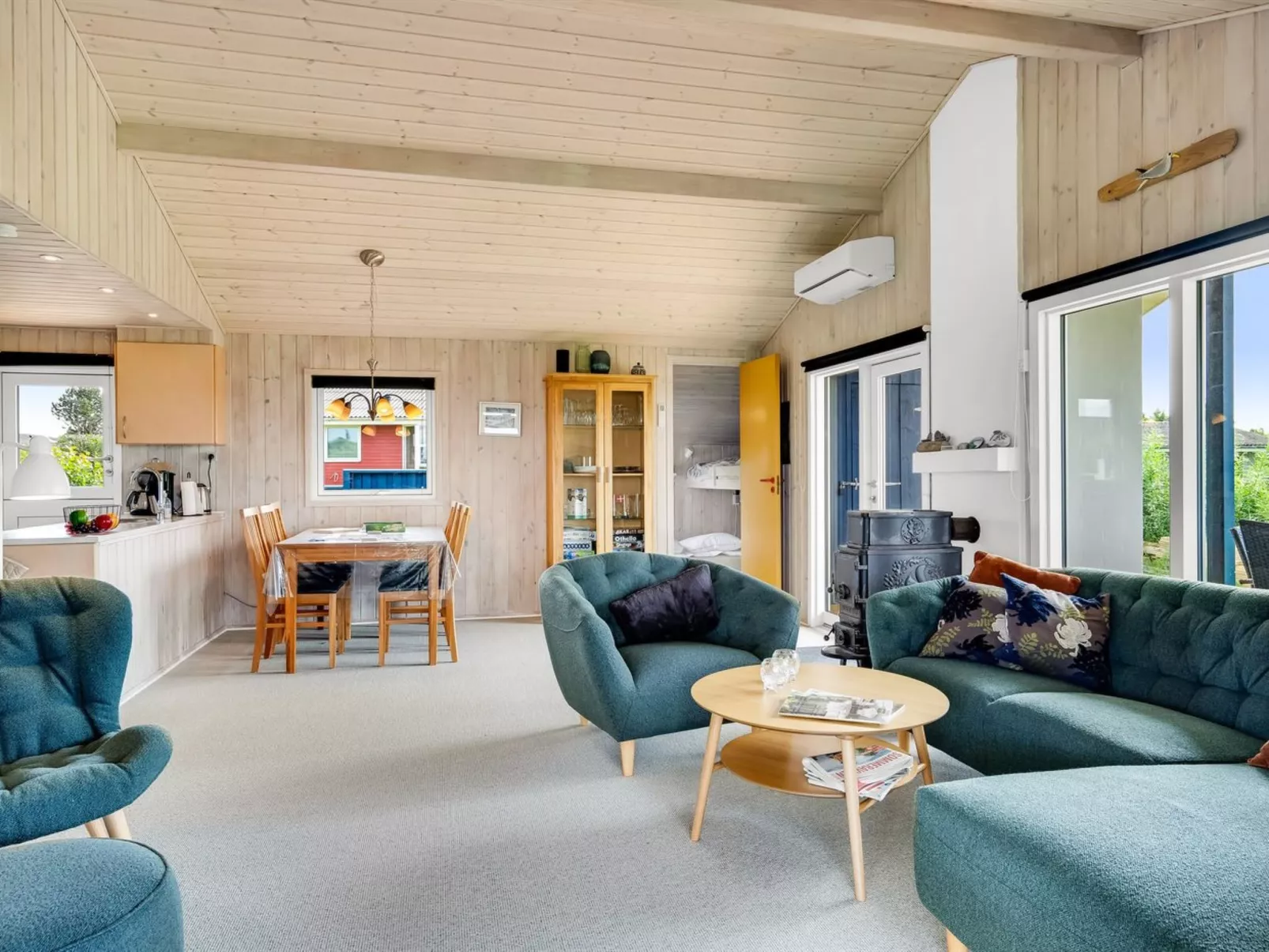 "Titta" - 150m to the fjord-Binnen