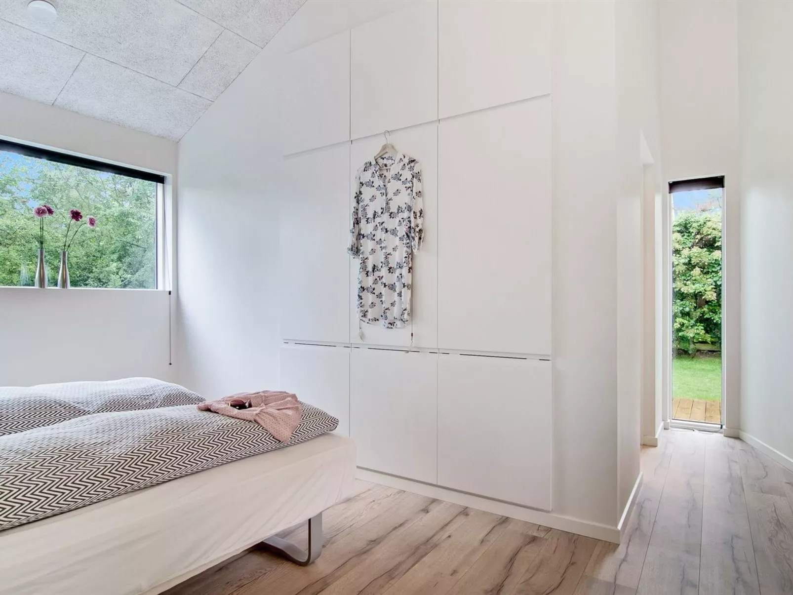 "Dorthie" - 800m from the sea-Binnen