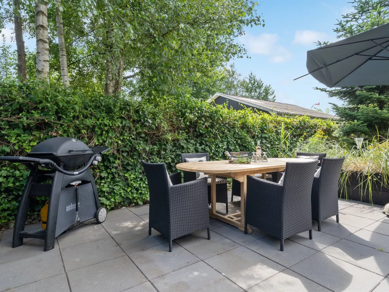 "Edin" - 400m from the sea-Buiten