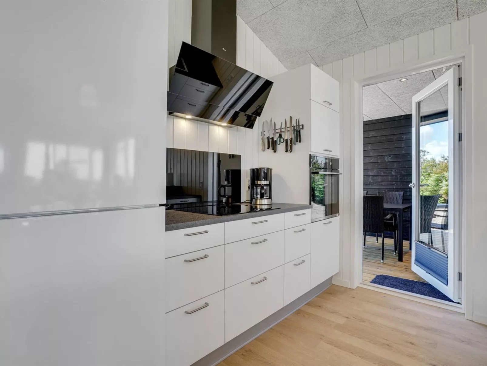 "Alvhild" -  from the sea-Binnen