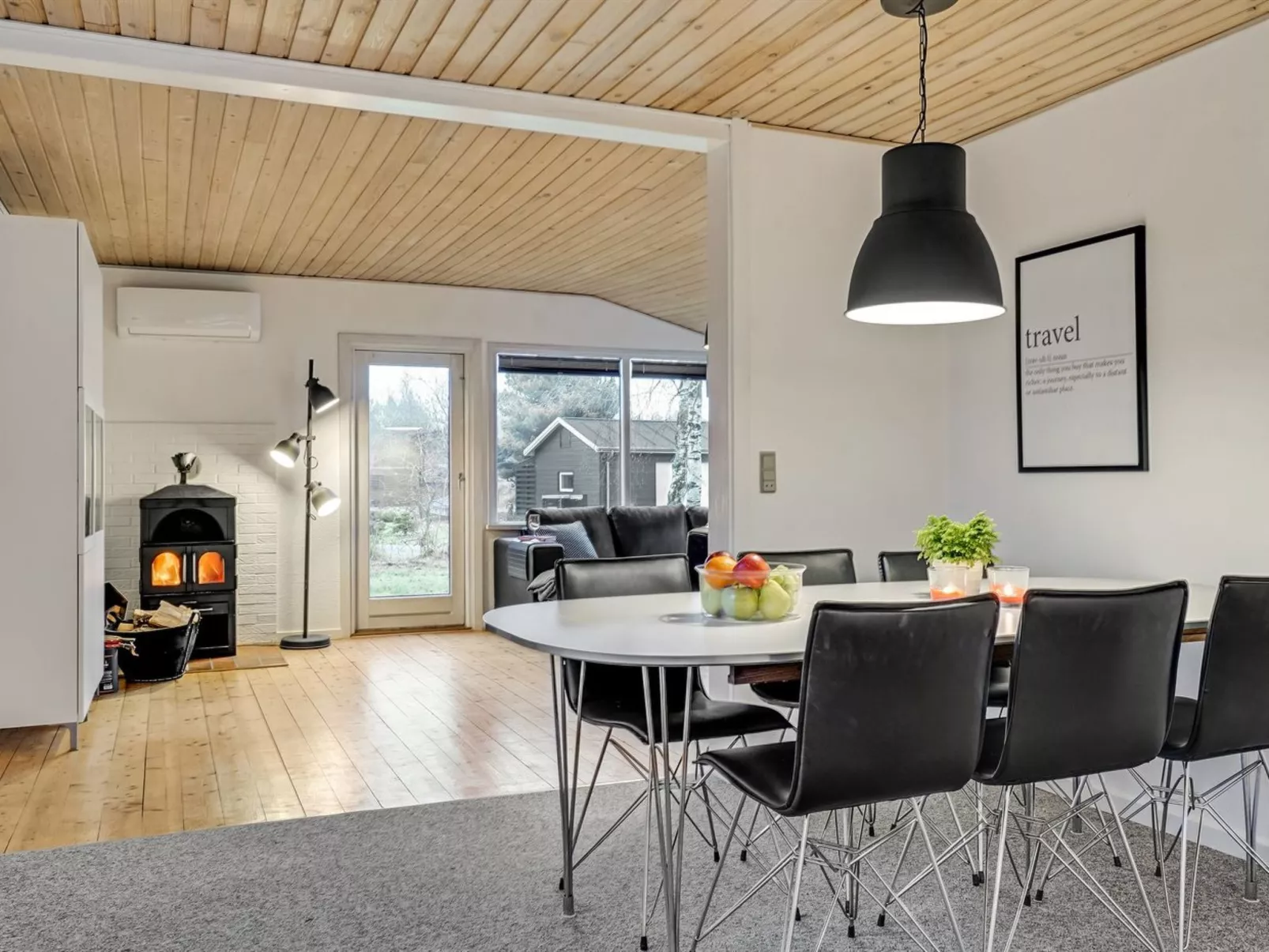 "Leonor" - 300m from the sea-Binnen