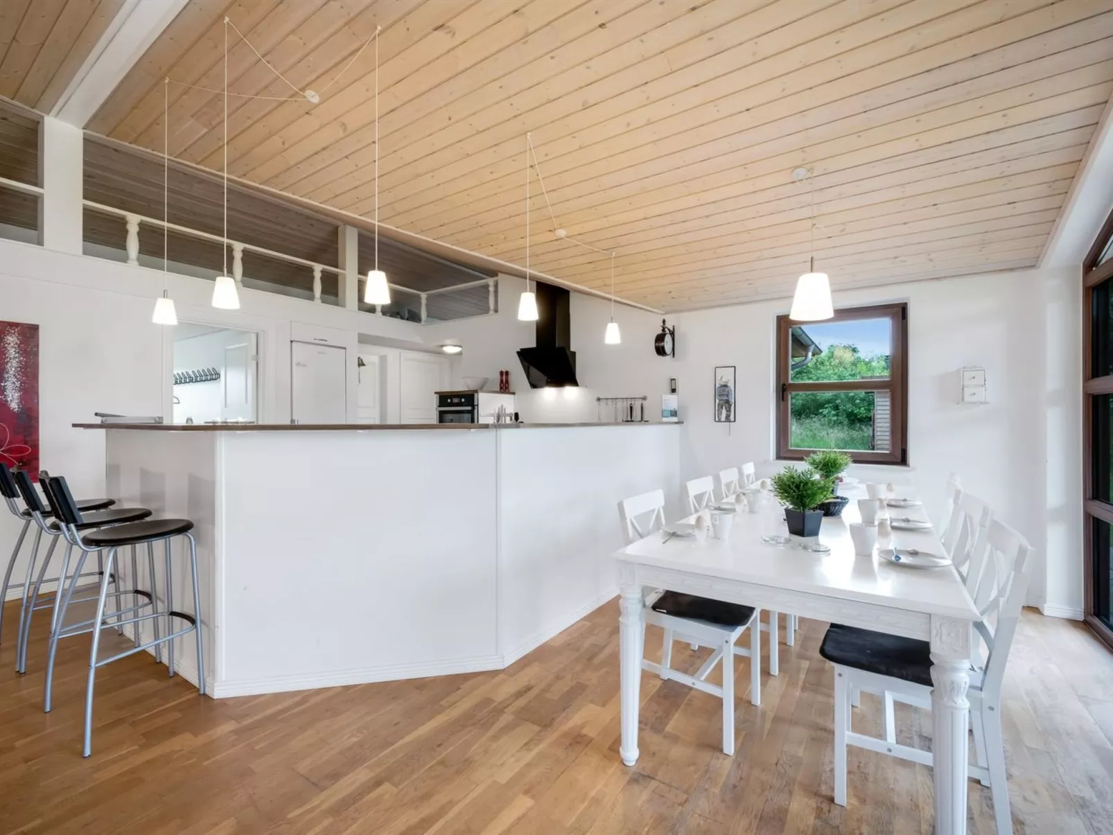 "Silvia" - 300m to the fjord-Binnen