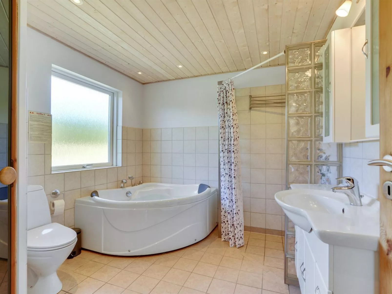 "Thorvor" - 1.5km from the sea-Binnen