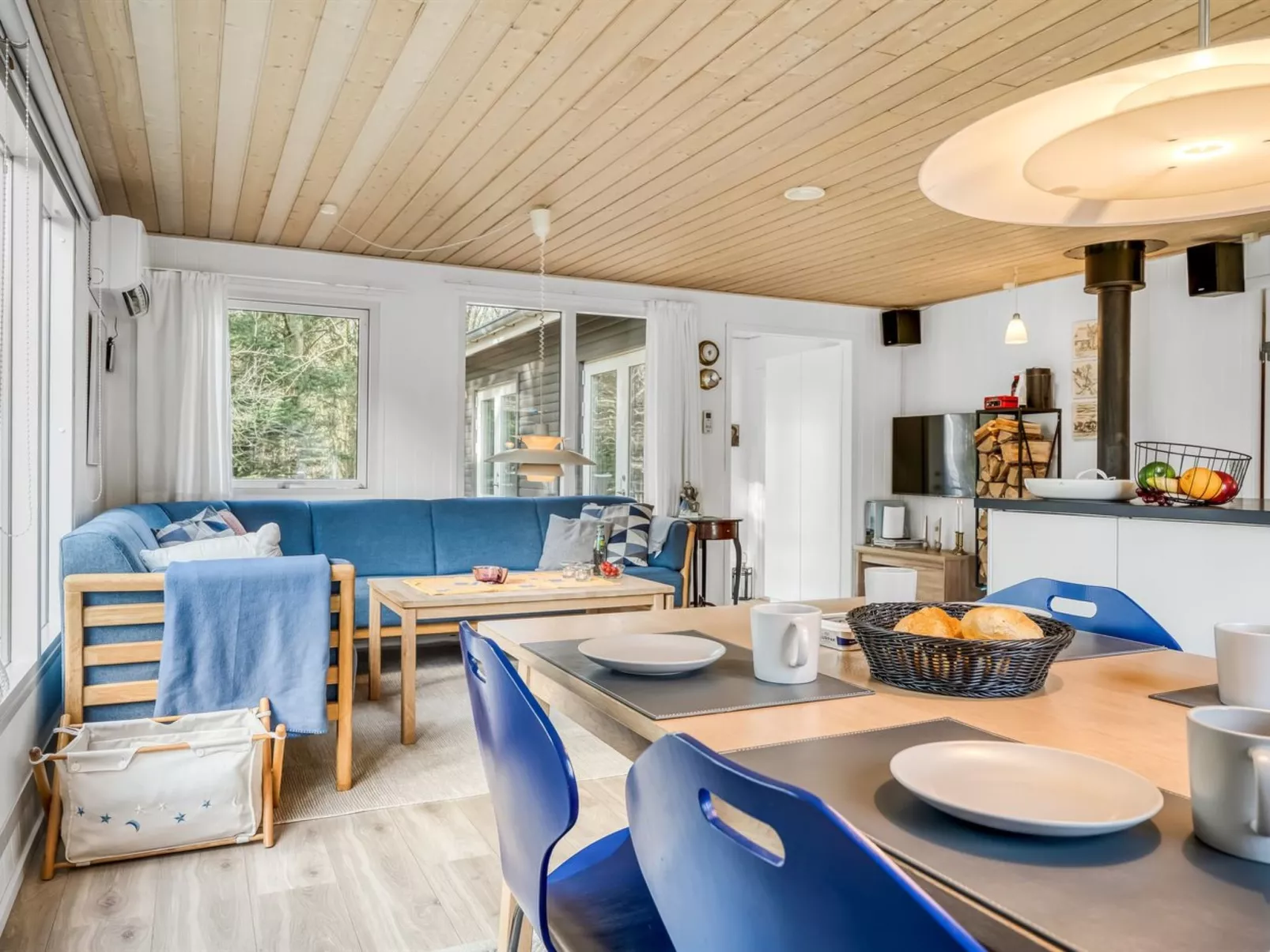 "Milan" - 250m to the fjord-Binnen