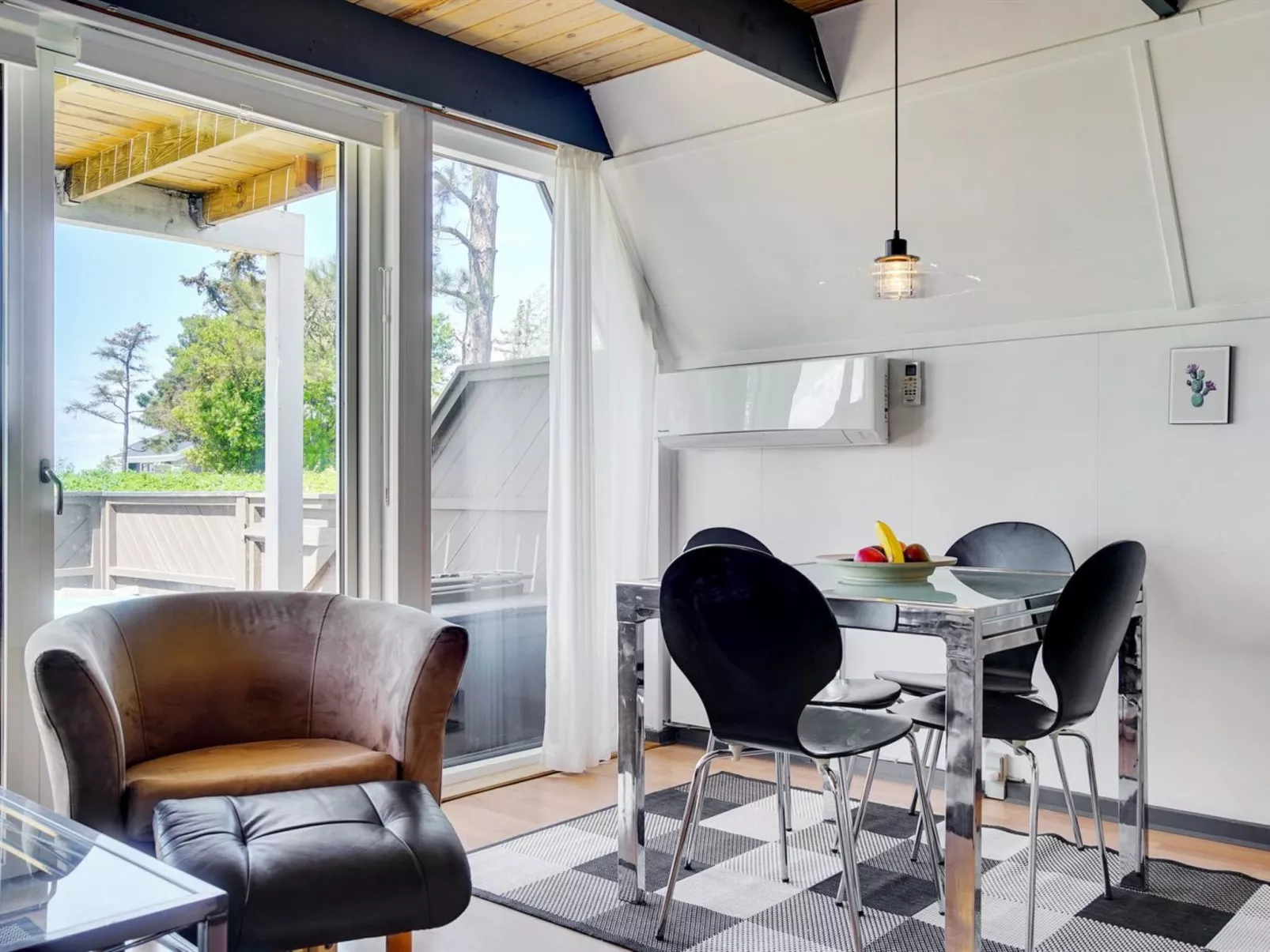 "Pihla" - 50m from the sea-Binnen