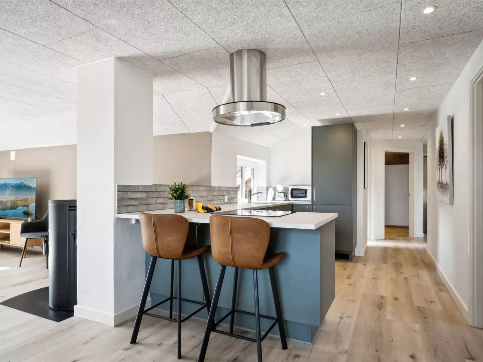 "Botulf" - 3.8km from the sea-Binnen