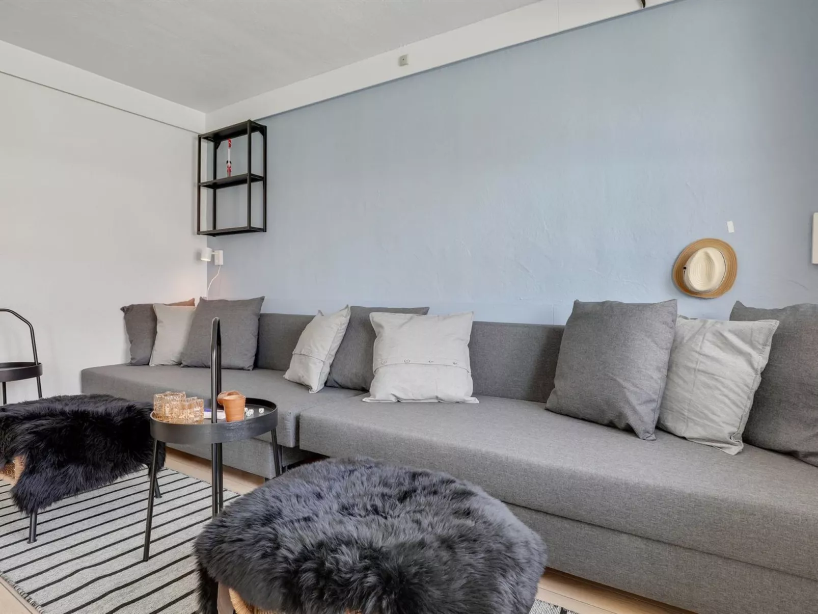 "Majvi" - 300m from the sea-Binnen