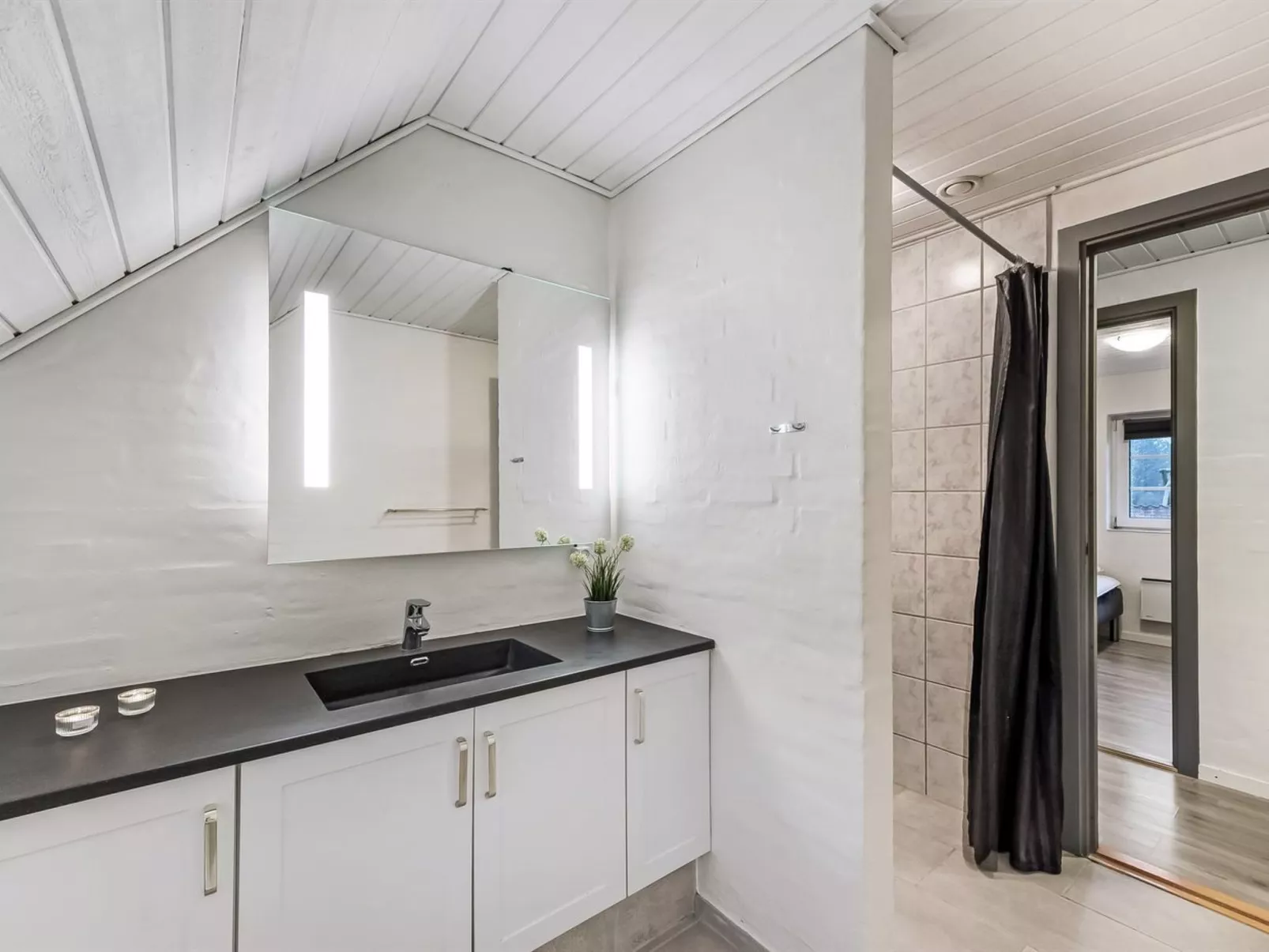 "Aane" - 1.8km from the sea-Binnen