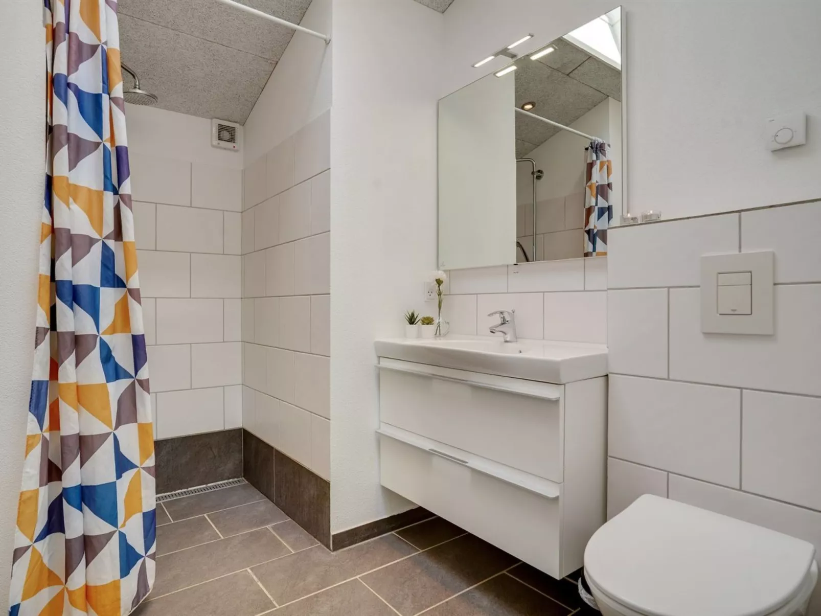 "Siegfried" - 500m from the sea-Binnen