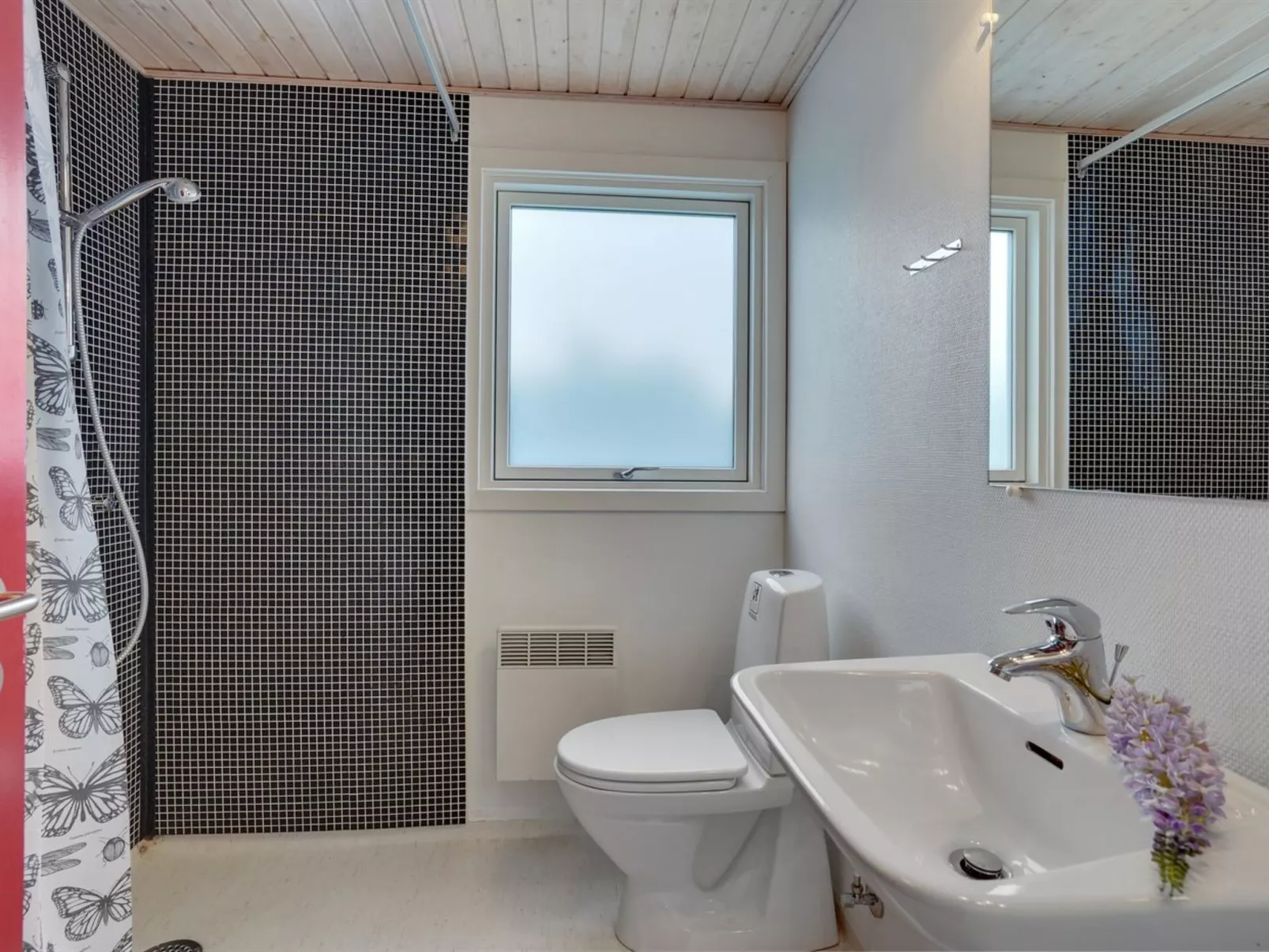 "Blesse" - 250m from the sea-Binnen