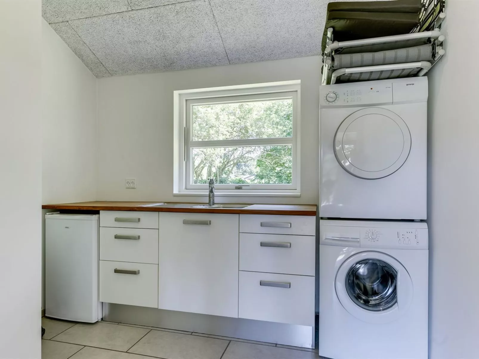 "Alrike" - 850m from the sea-Binnen