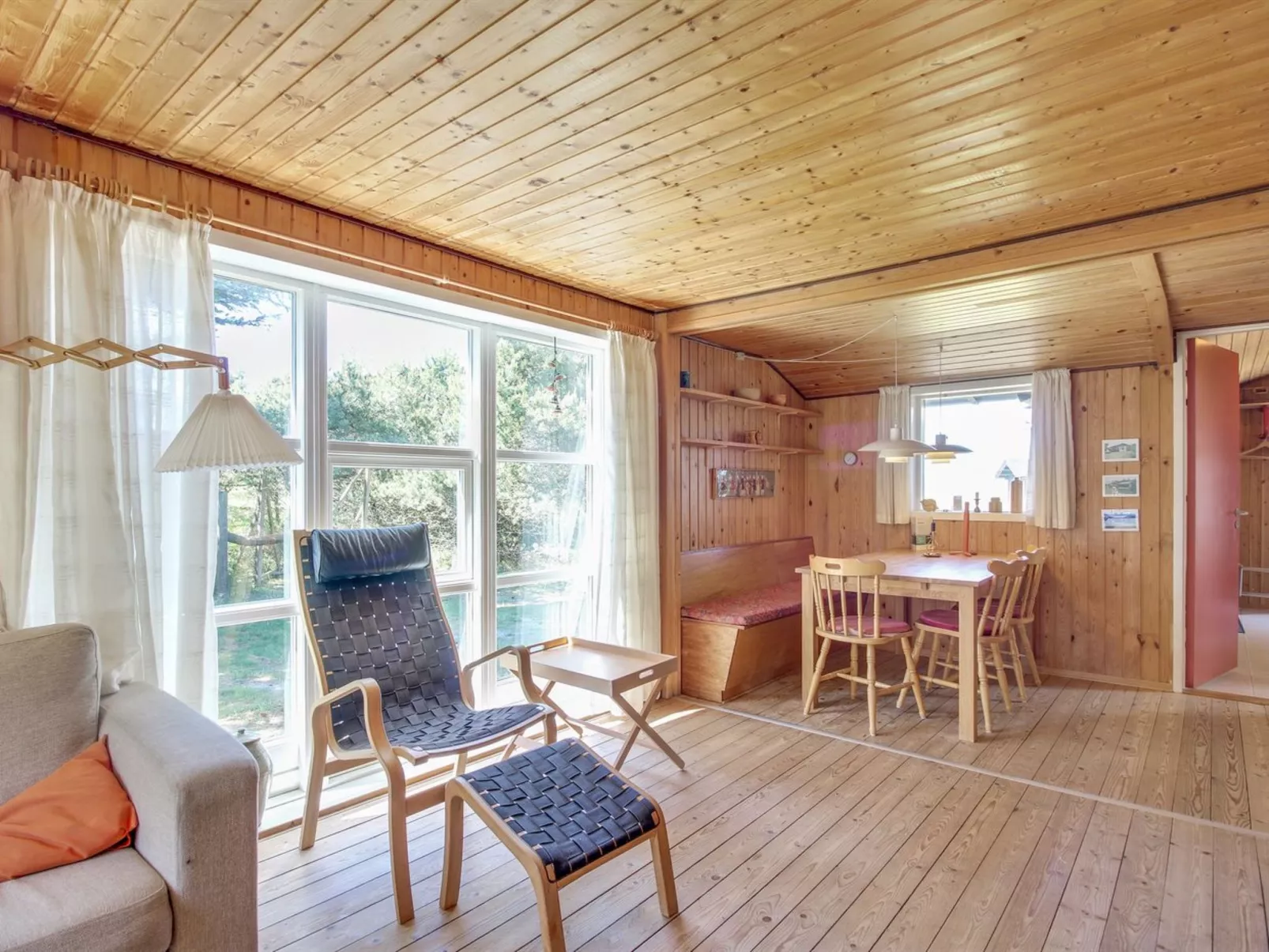 "Allydia" - 400m from the sea-Binnen