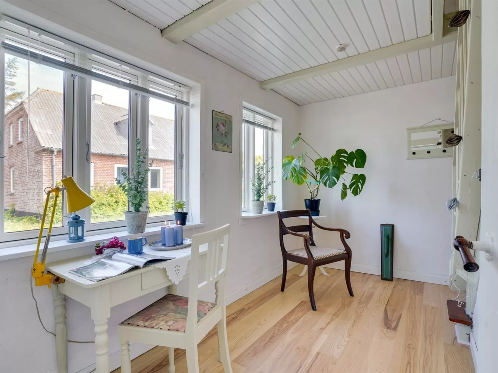 "Nevis" - 1.5km from the sea-Binnen