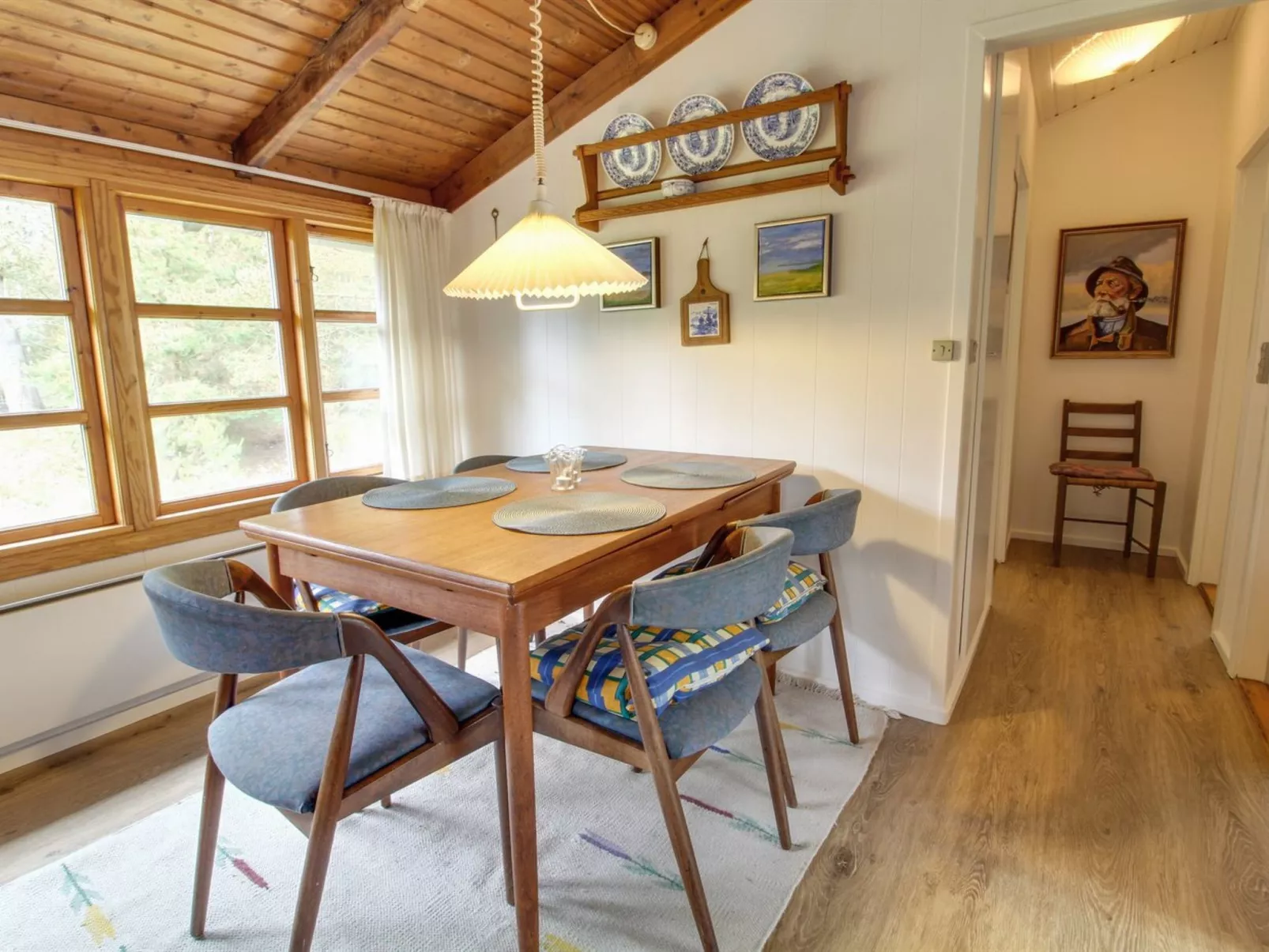 "Tirsa" - 3.9km from the sea-Binnen