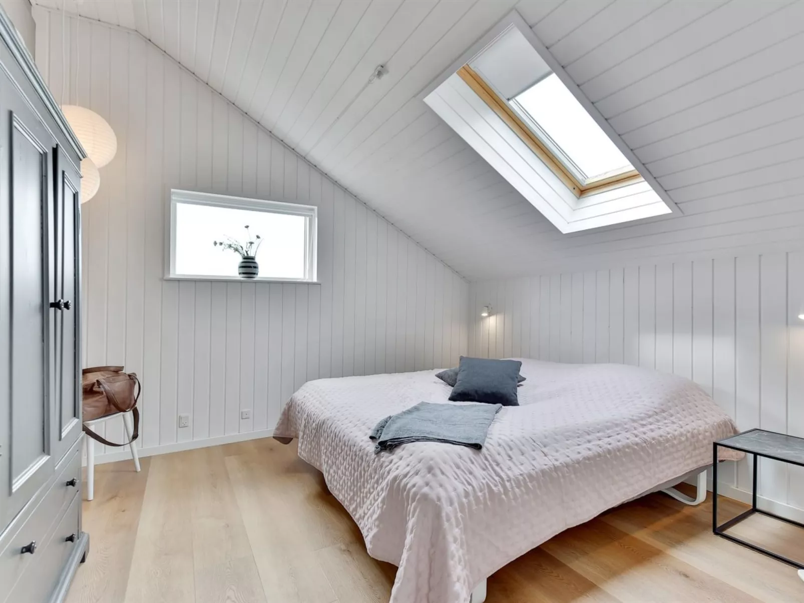 "Arvo" -  from the sea-Binnen