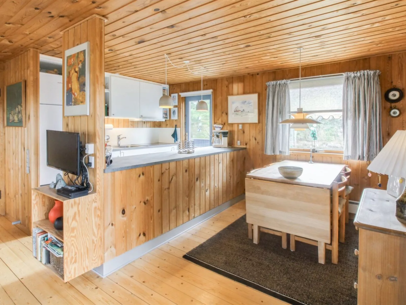 "Kathaline" - 3.4km from the sea-Binnen