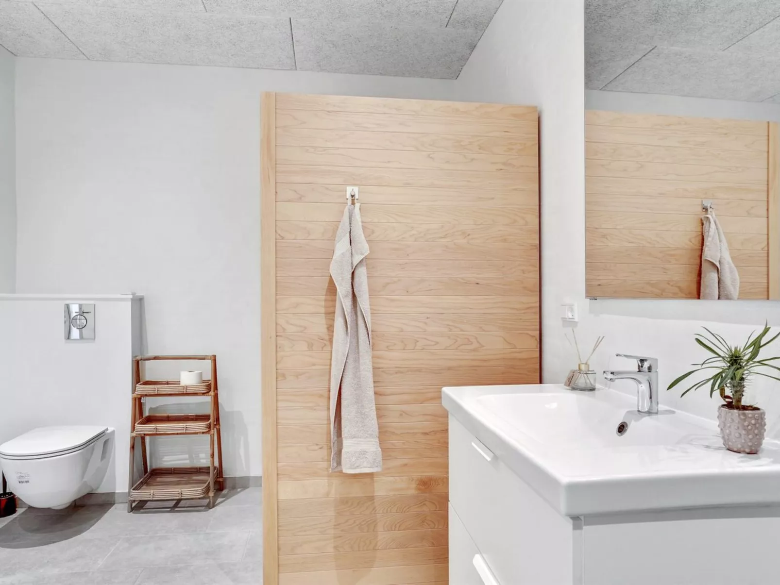 "Ilsabe" - 2km from the sea-Binnen