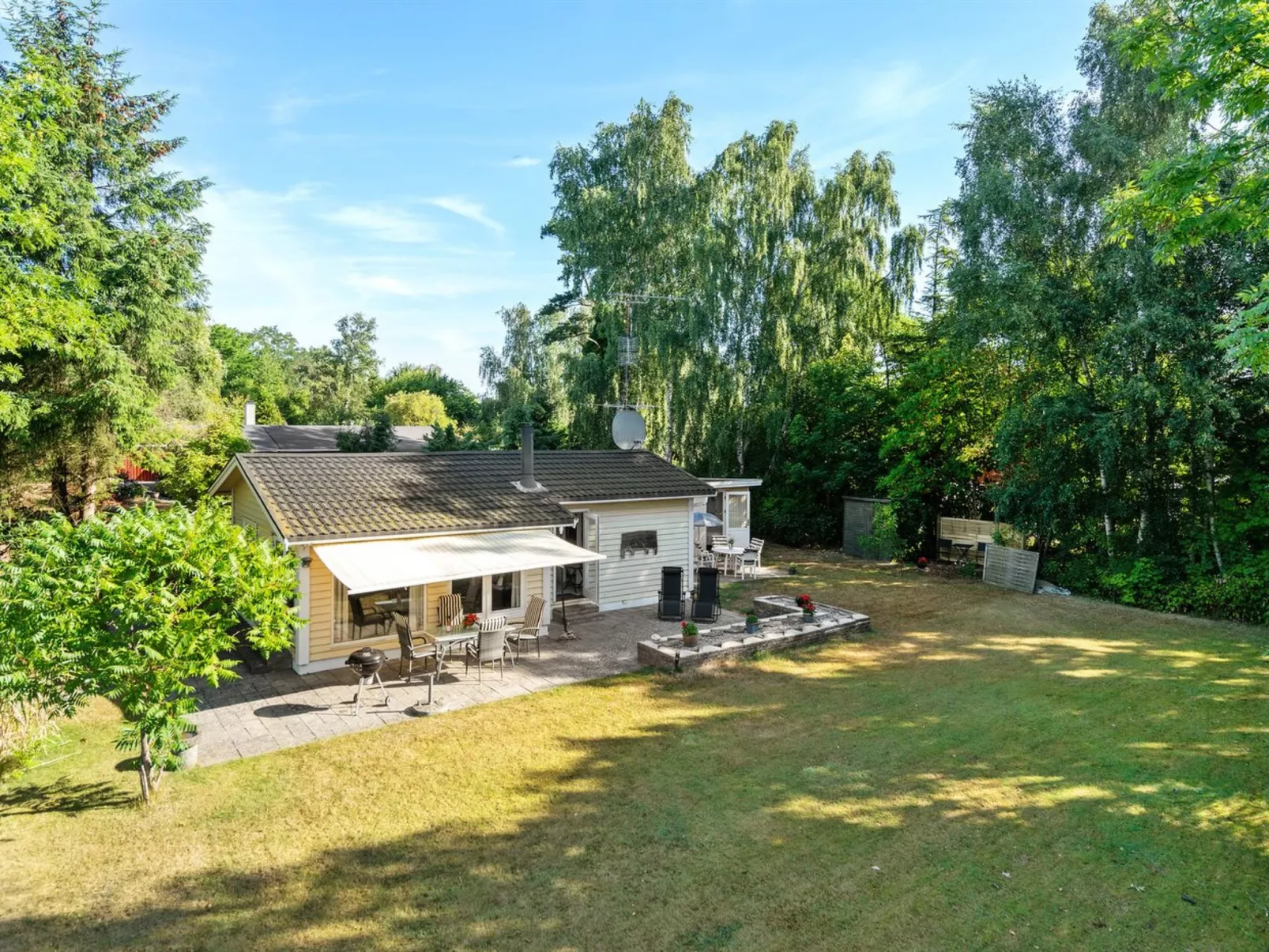 "Guthbrand" - 900m from the sea-Buiten