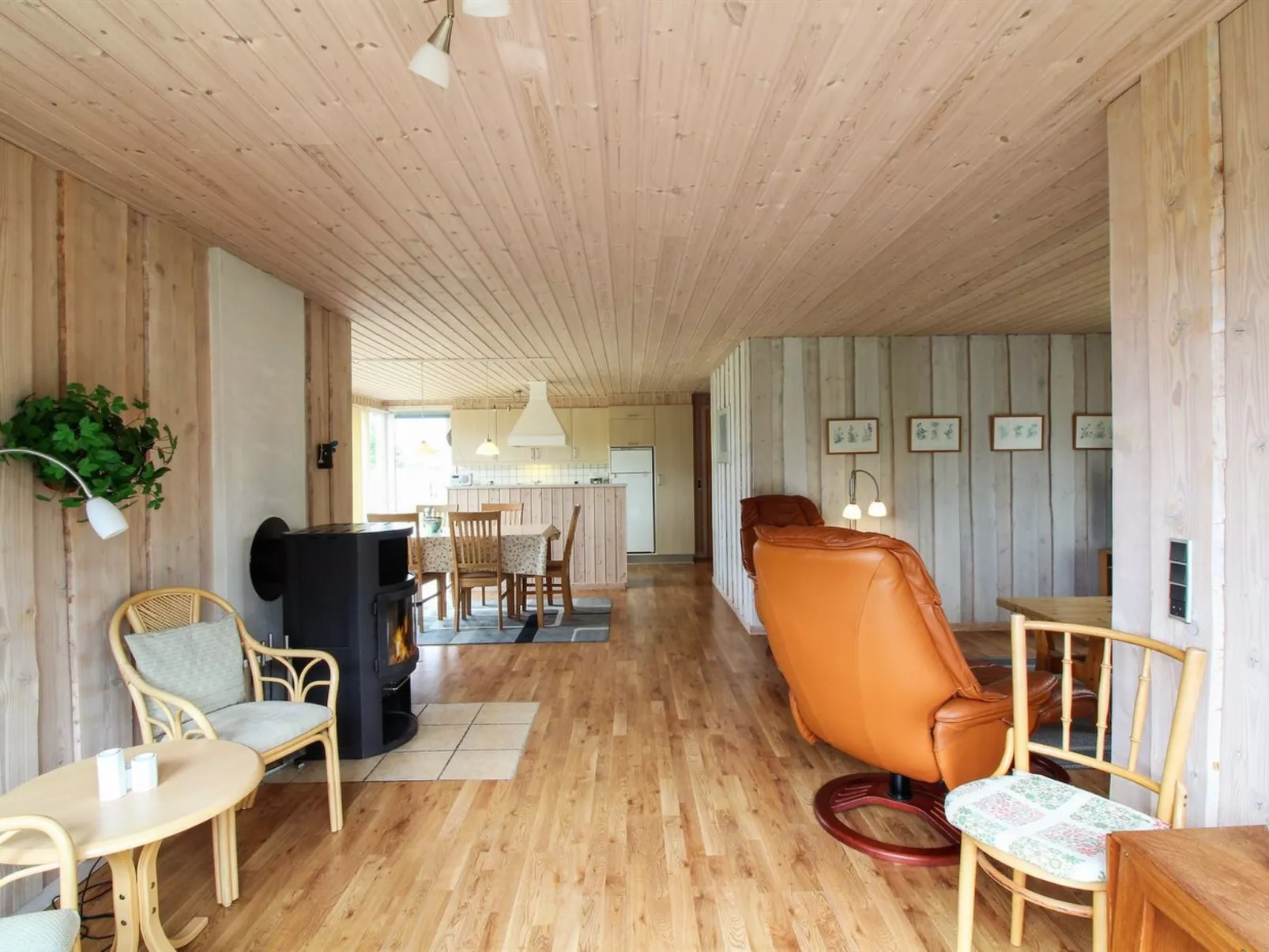 "Juste" - 2.2km from the sea-Binnen