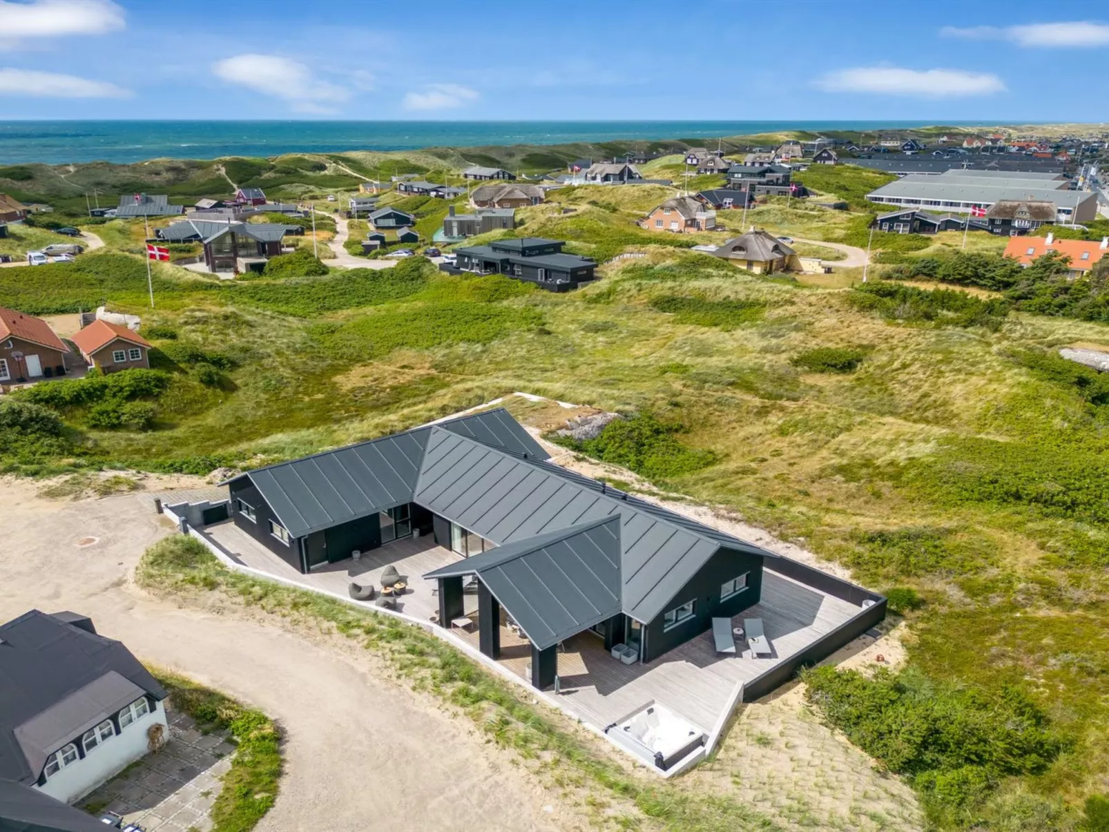 "Maximiliane" -  from the sea-Buiten