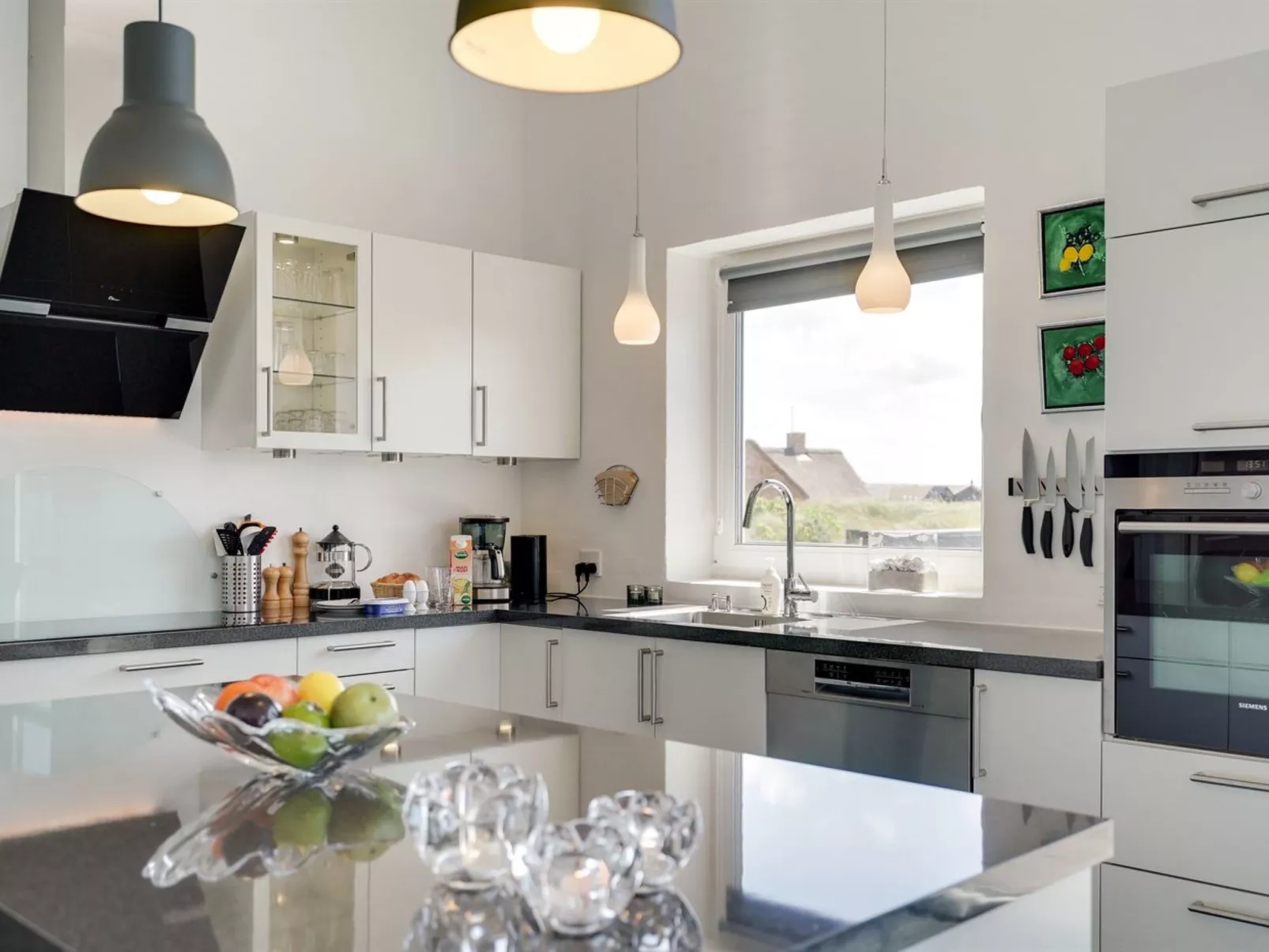 "Synthia" - 300m from the sea-Binnen