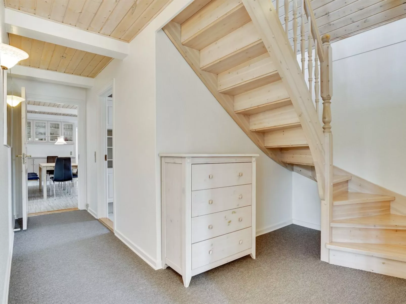 "Stefan" - 500m from the sea-Binnen