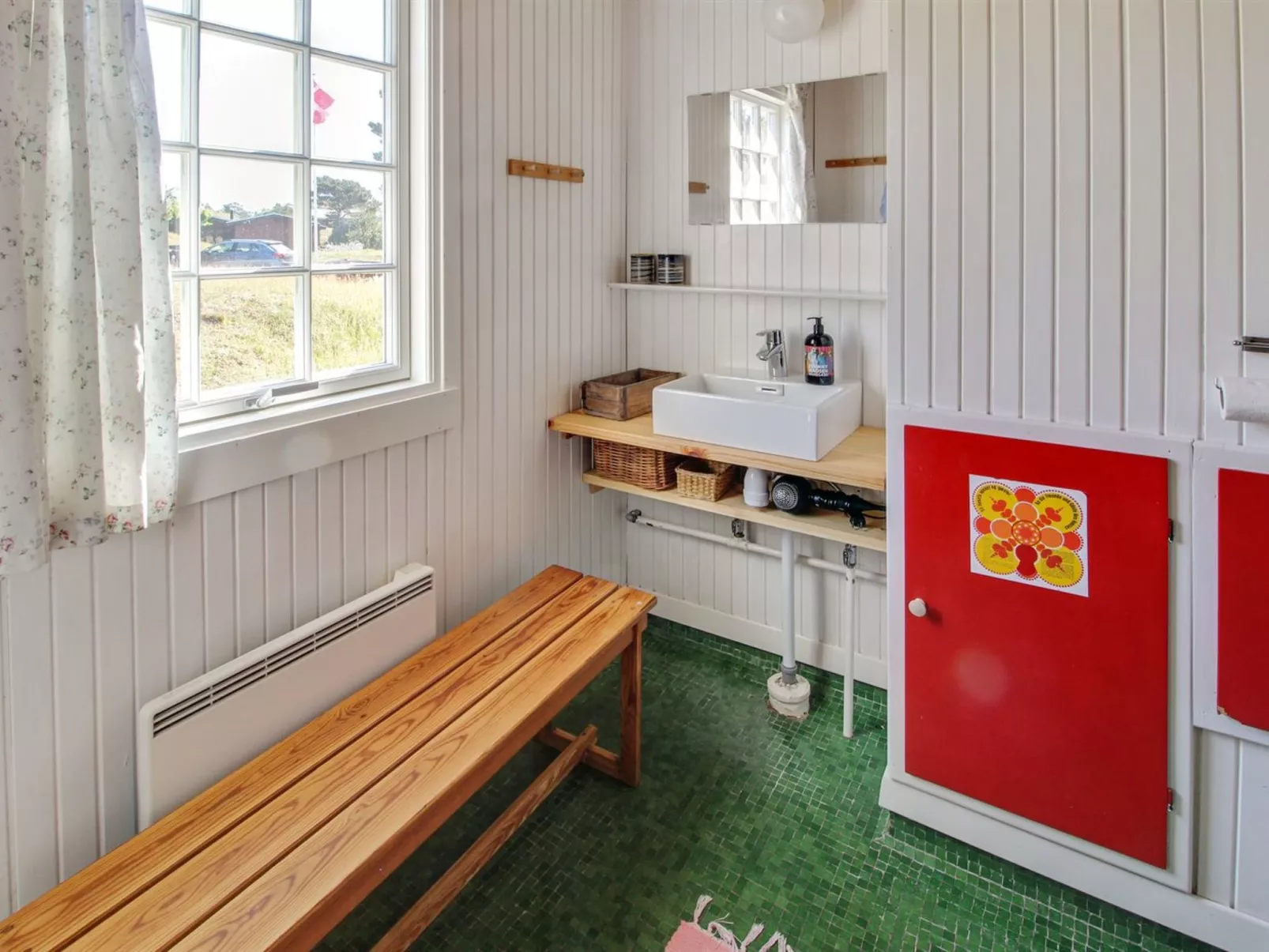 "Emina" - 400m from the sea-Binnen