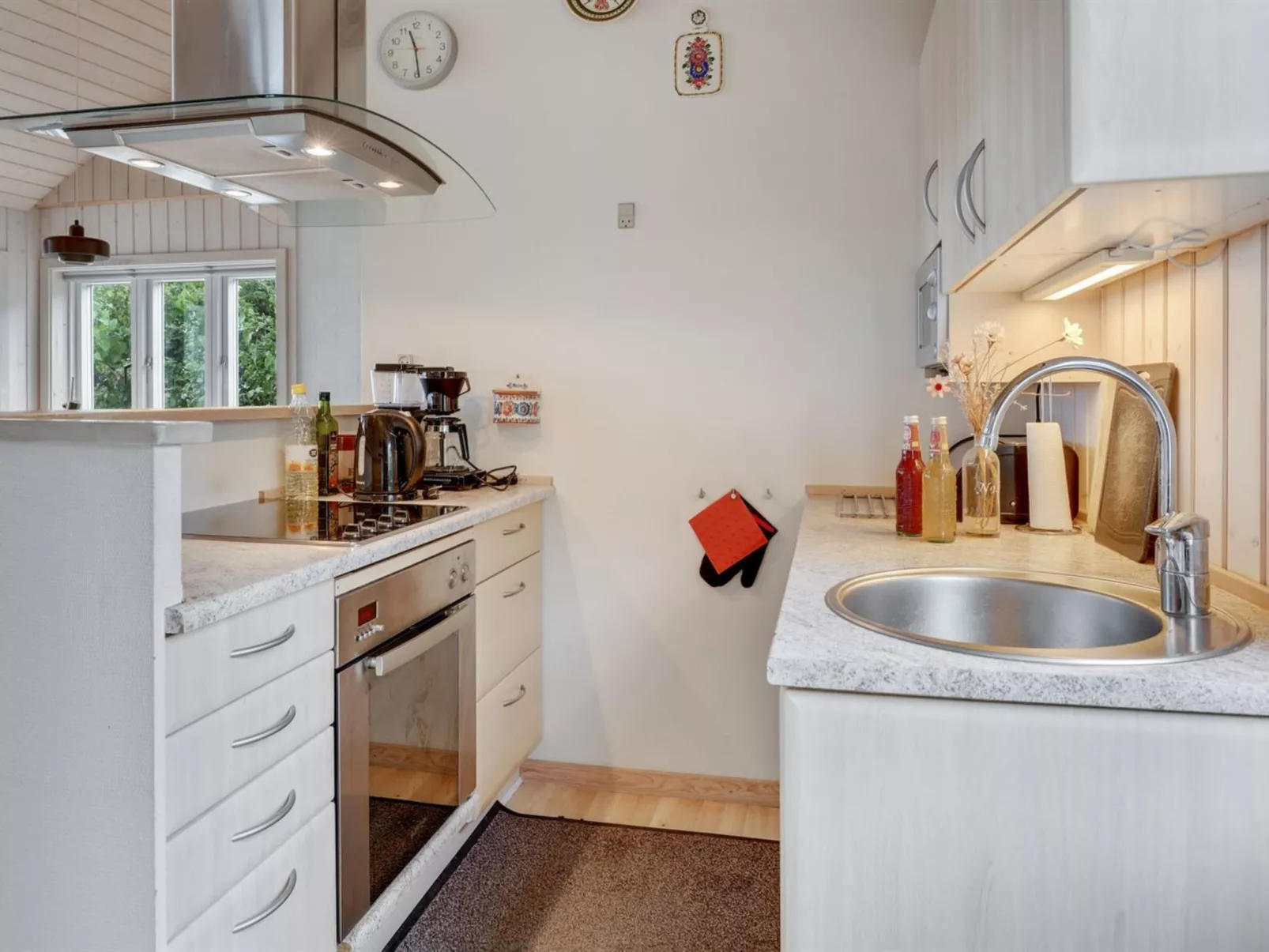 "Bilal" - 20m from the sea-Binnen