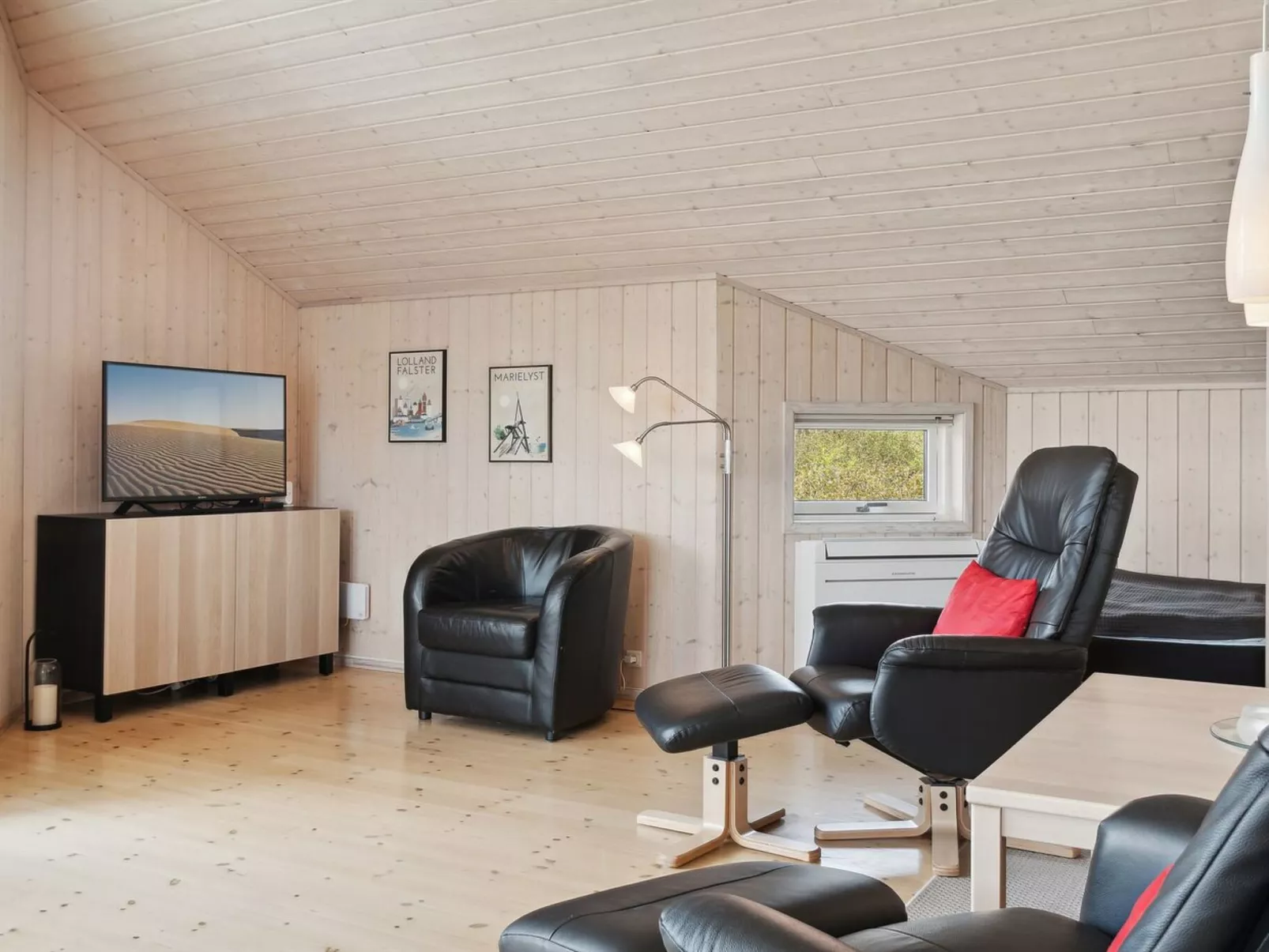 "Swanhild" - 900m from the sea-Binnen